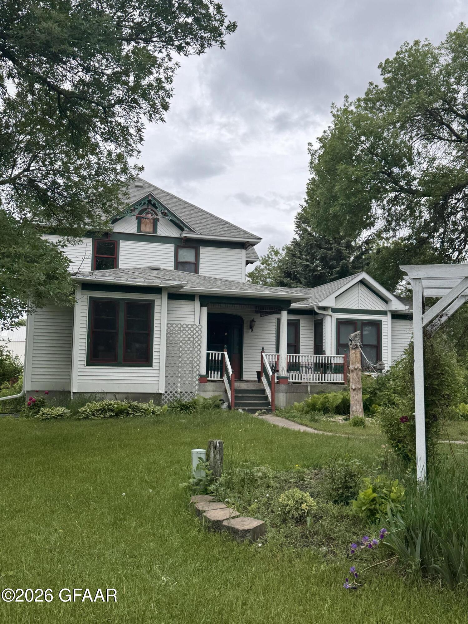 main property photo 25