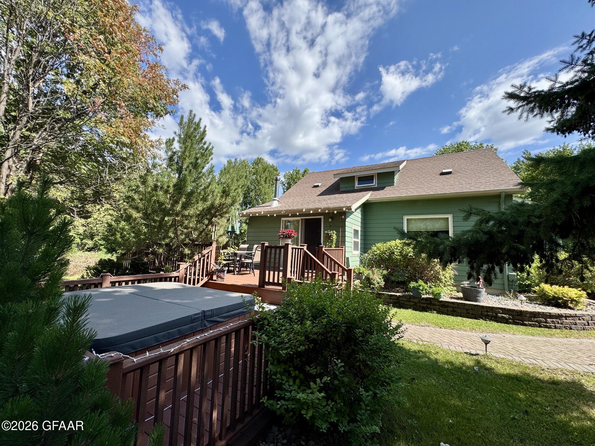 main property photo 2