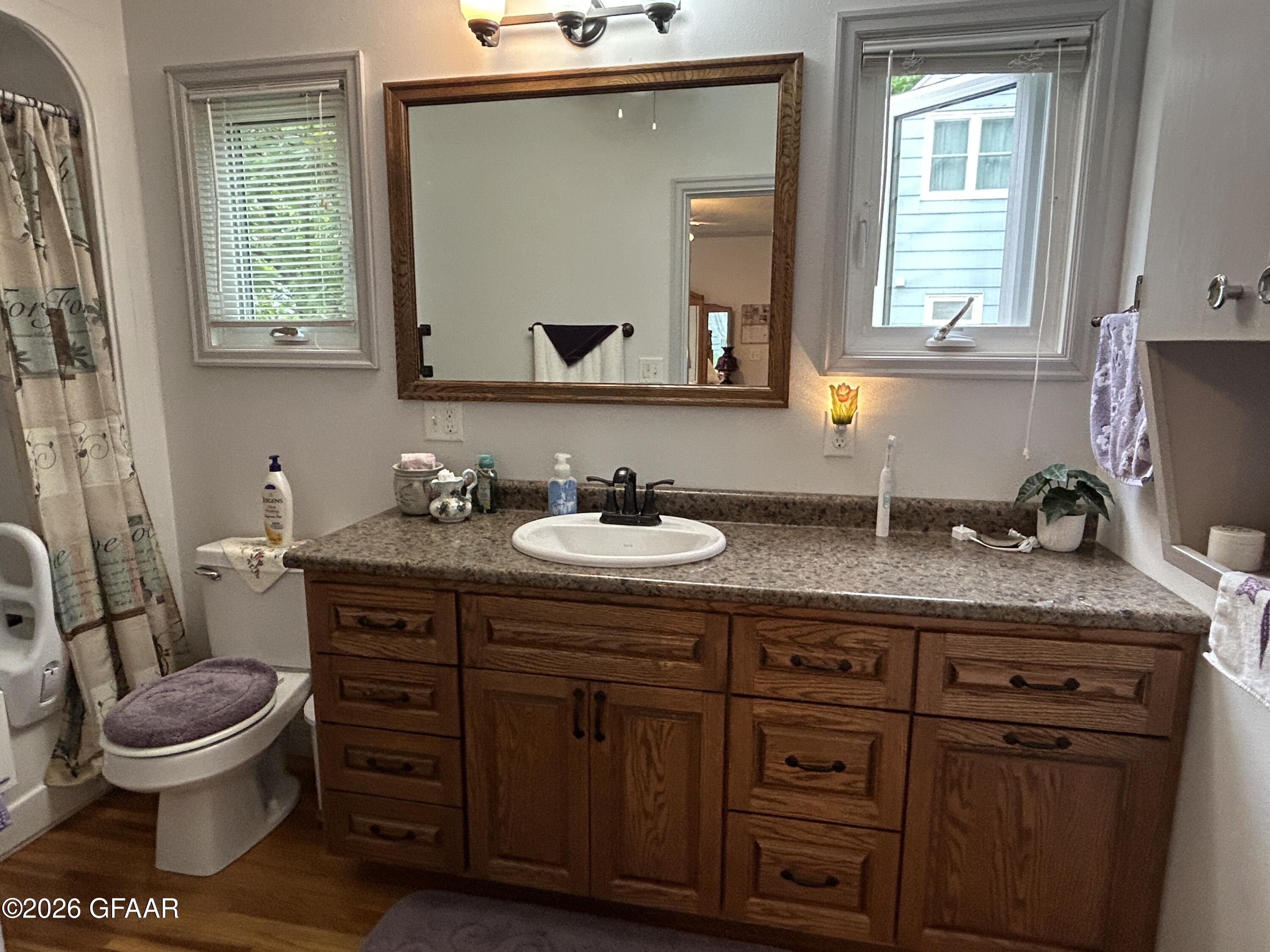 main property photo 17