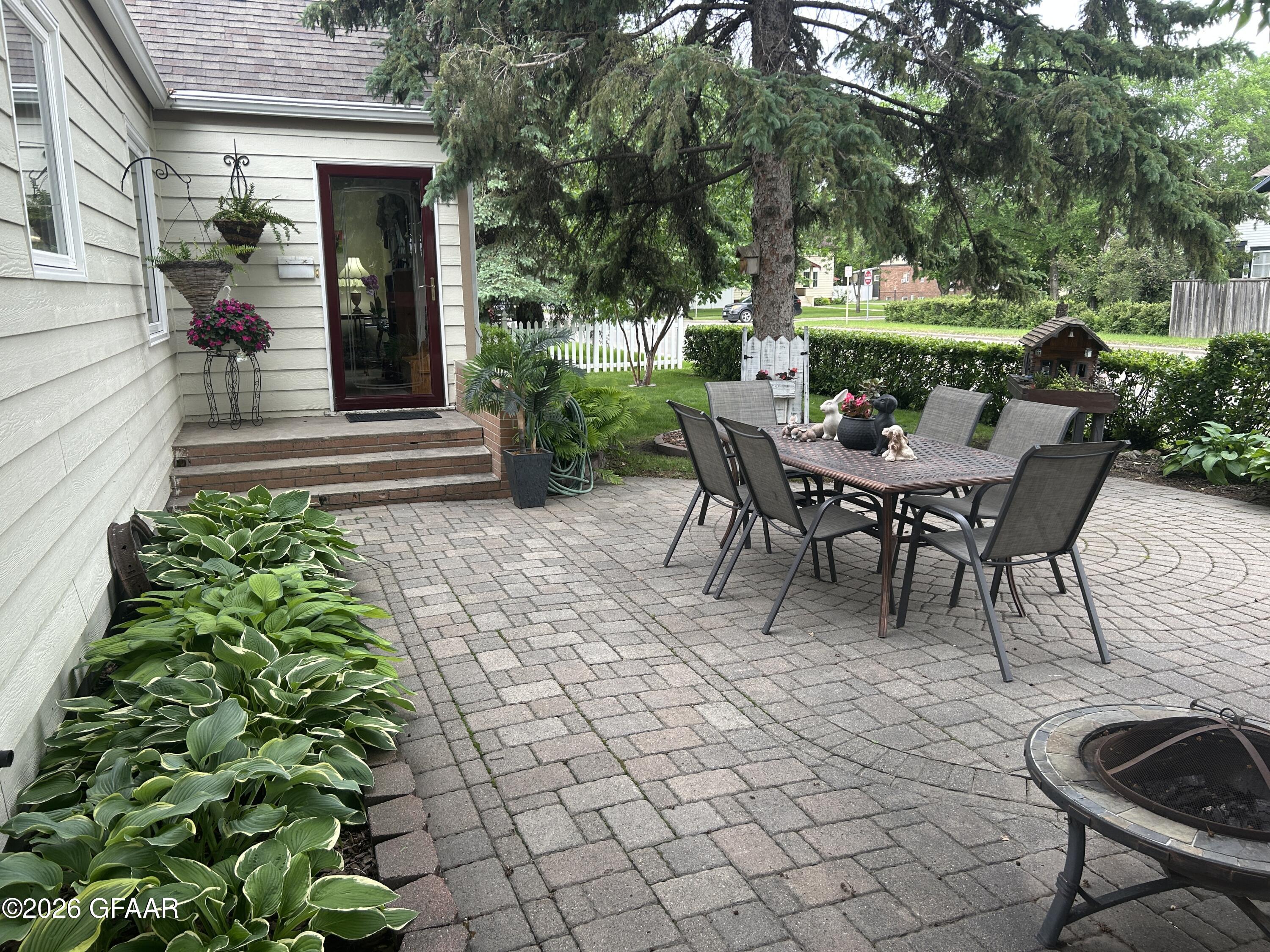 main property photo 46