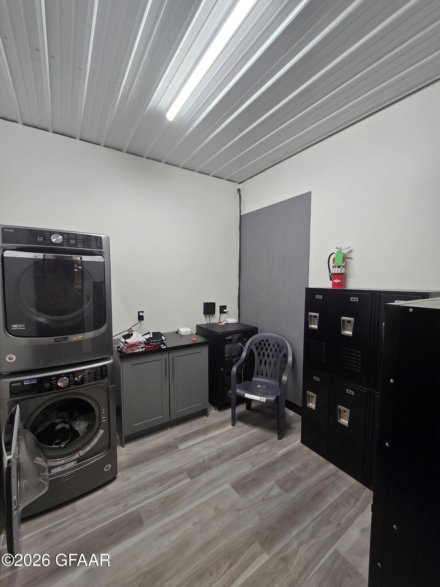 main property photo 19