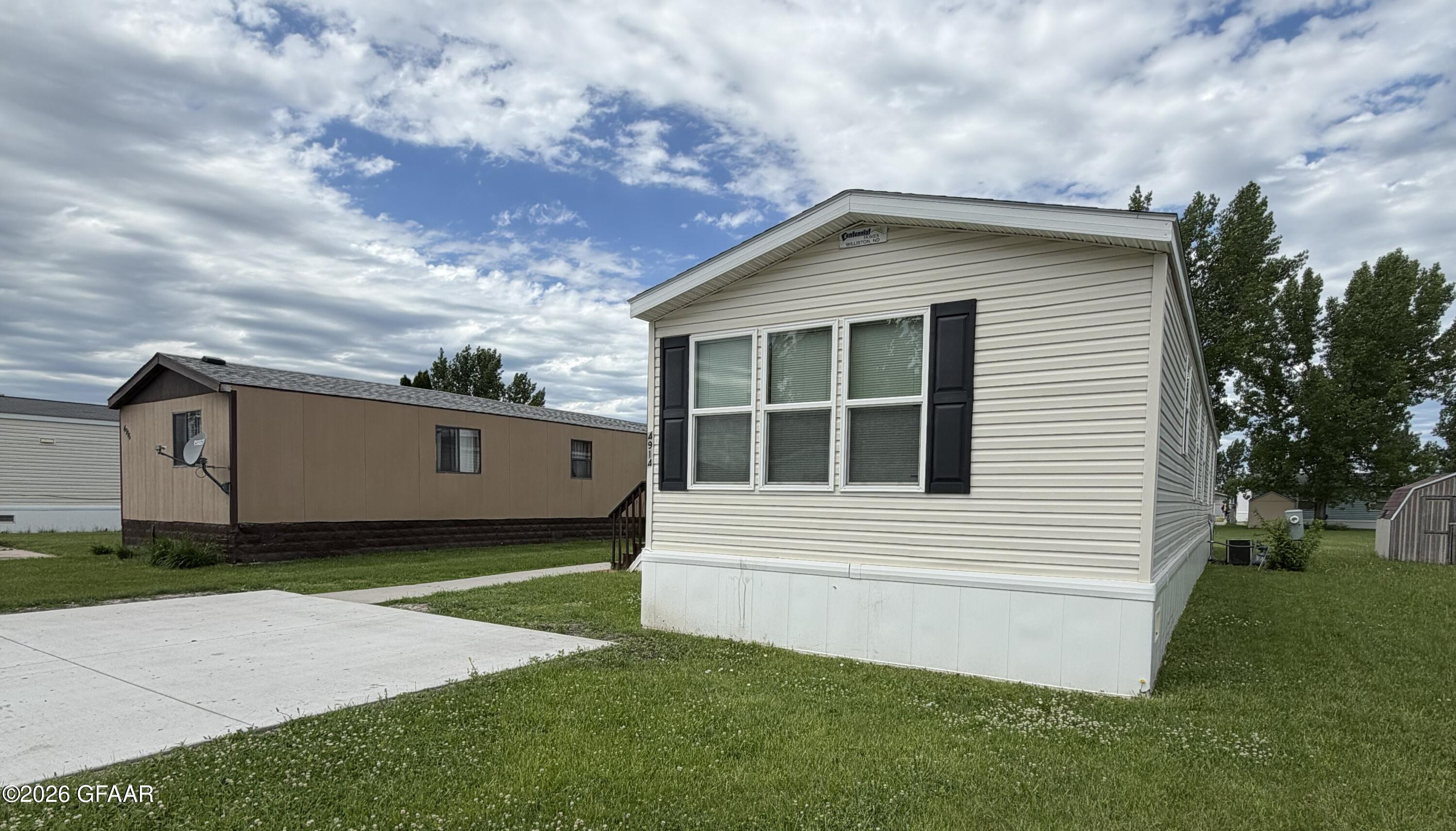 main property photo 14