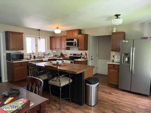 main property photo 2