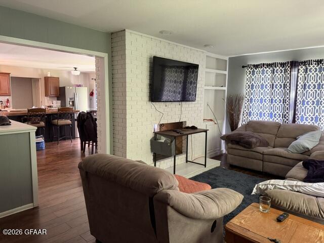 main property photo 5