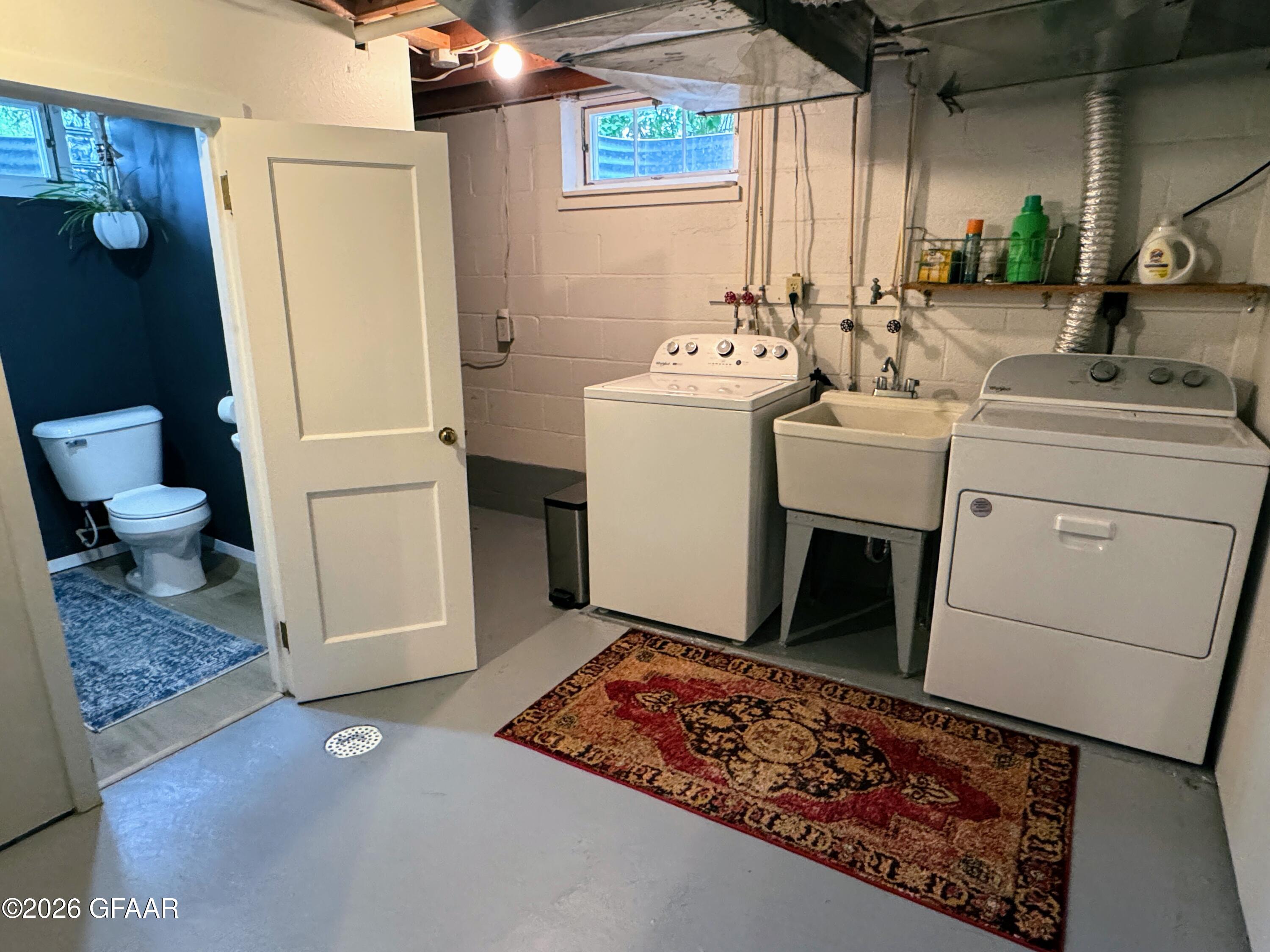 main property photo 20