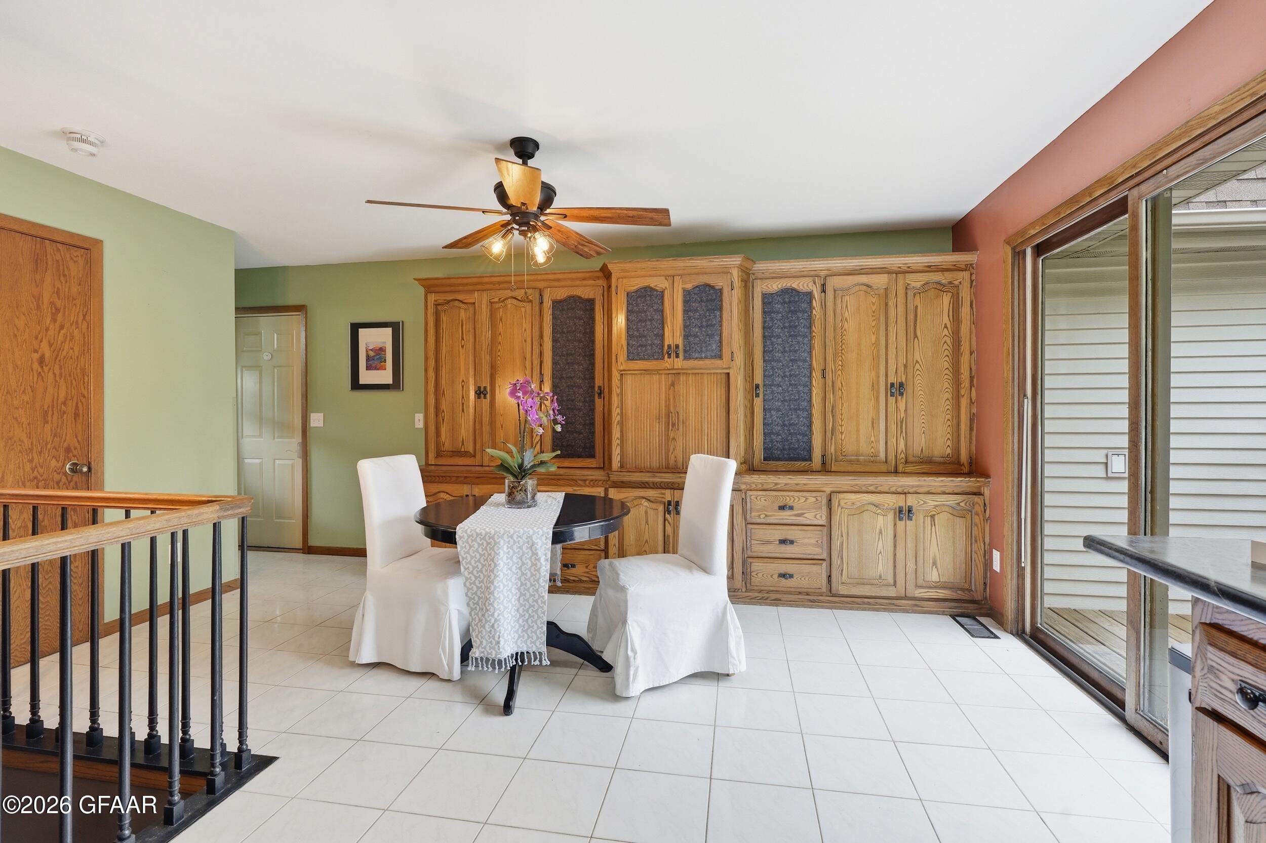 property viewer photo 11