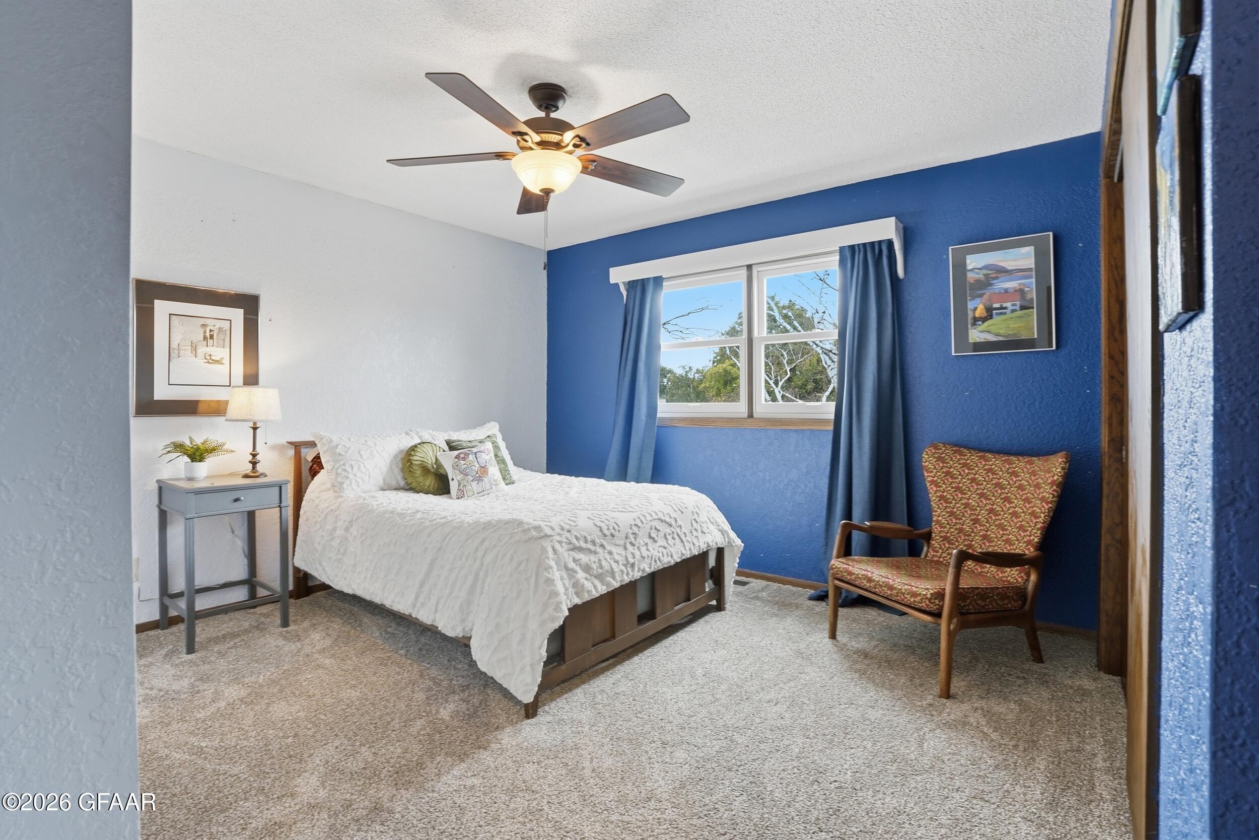 property viewer photo 16