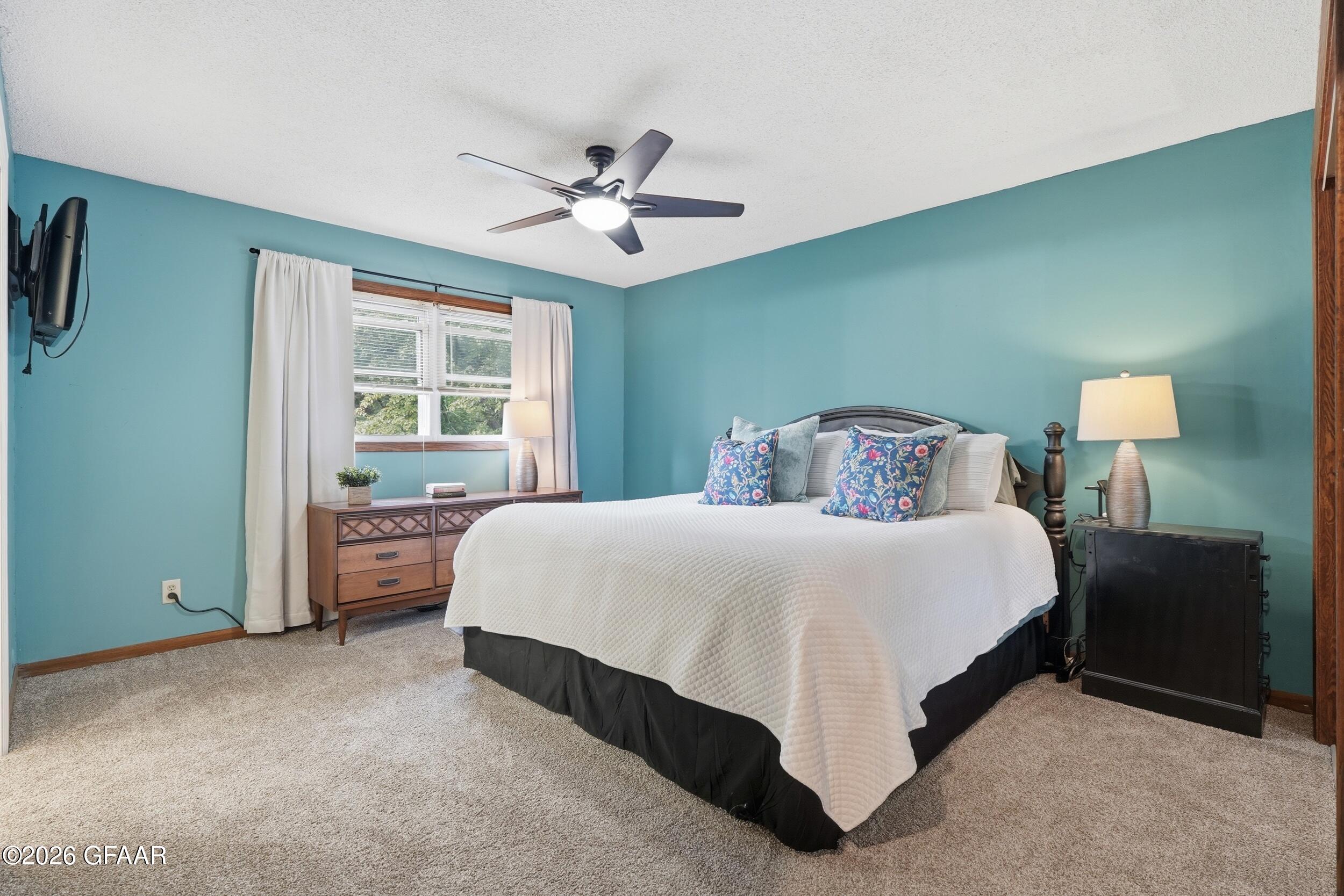 property viewer photo 19