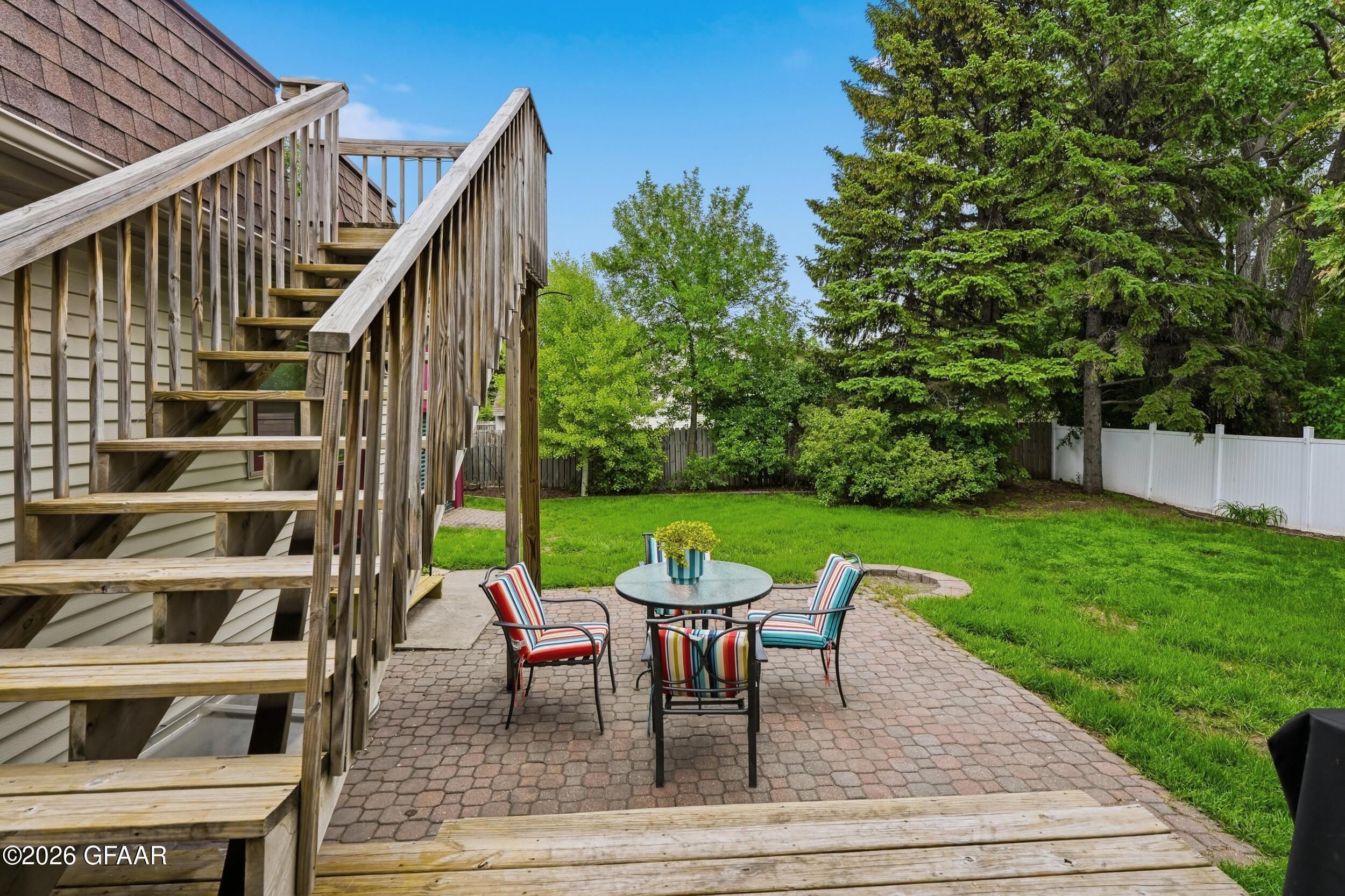 property viewer photo 35