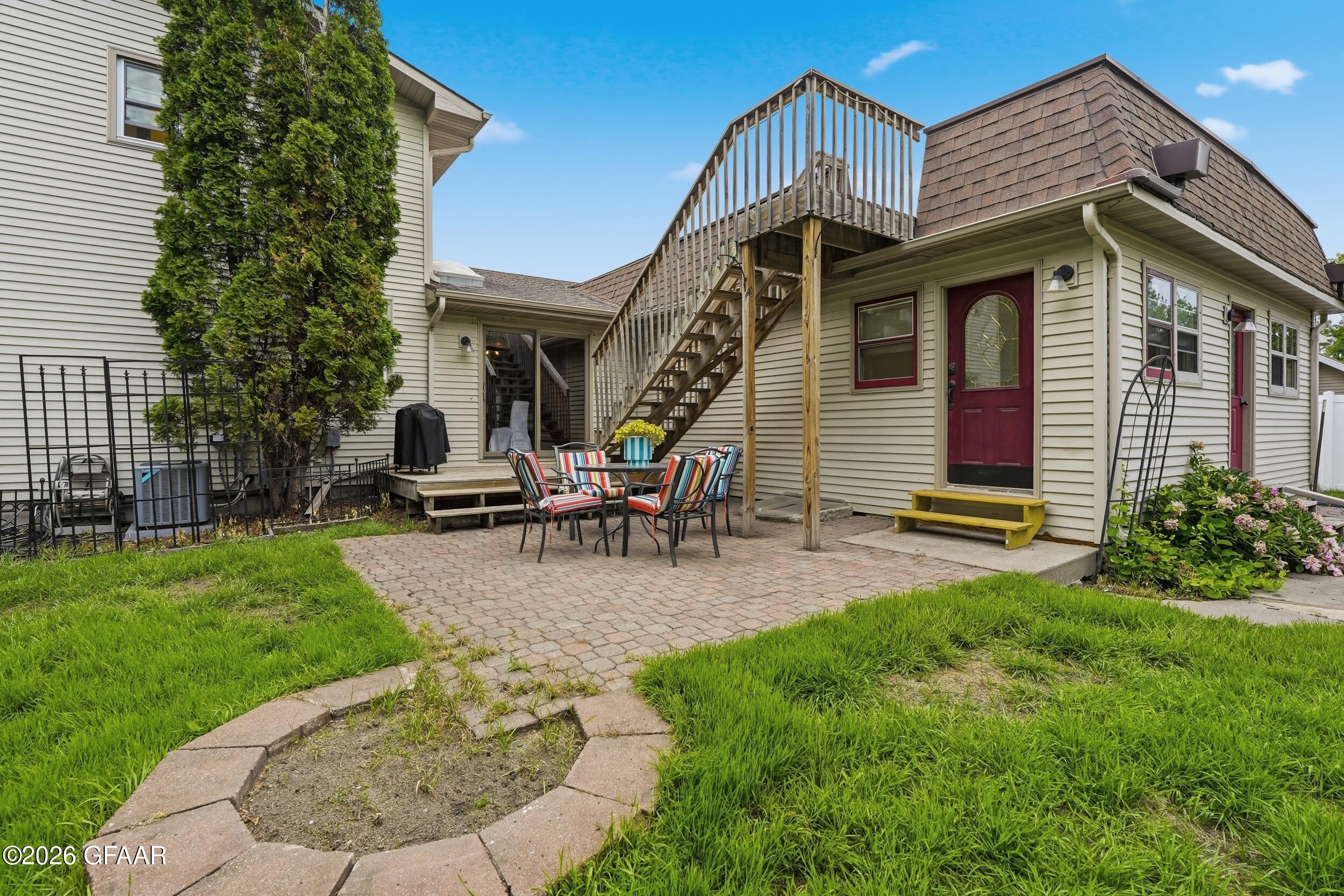property viewer photo 36