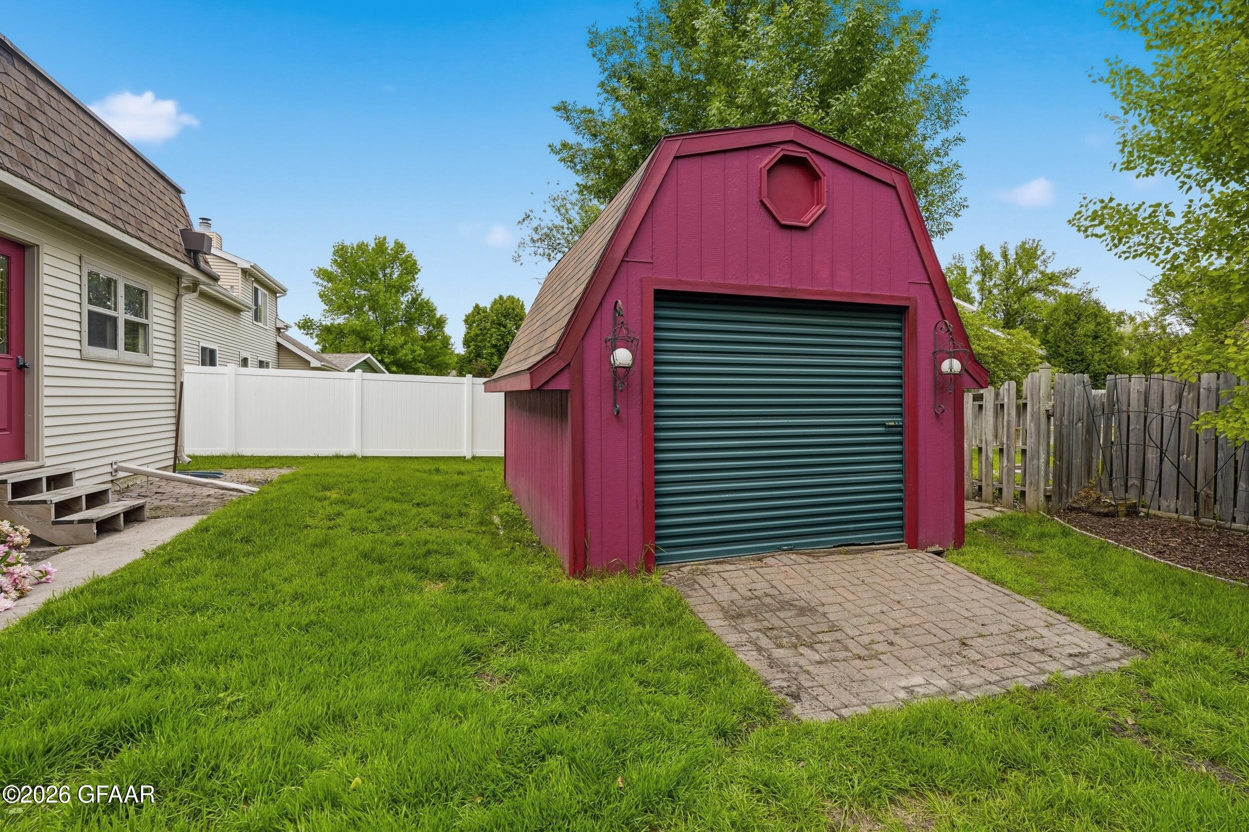 property viewer photo 37