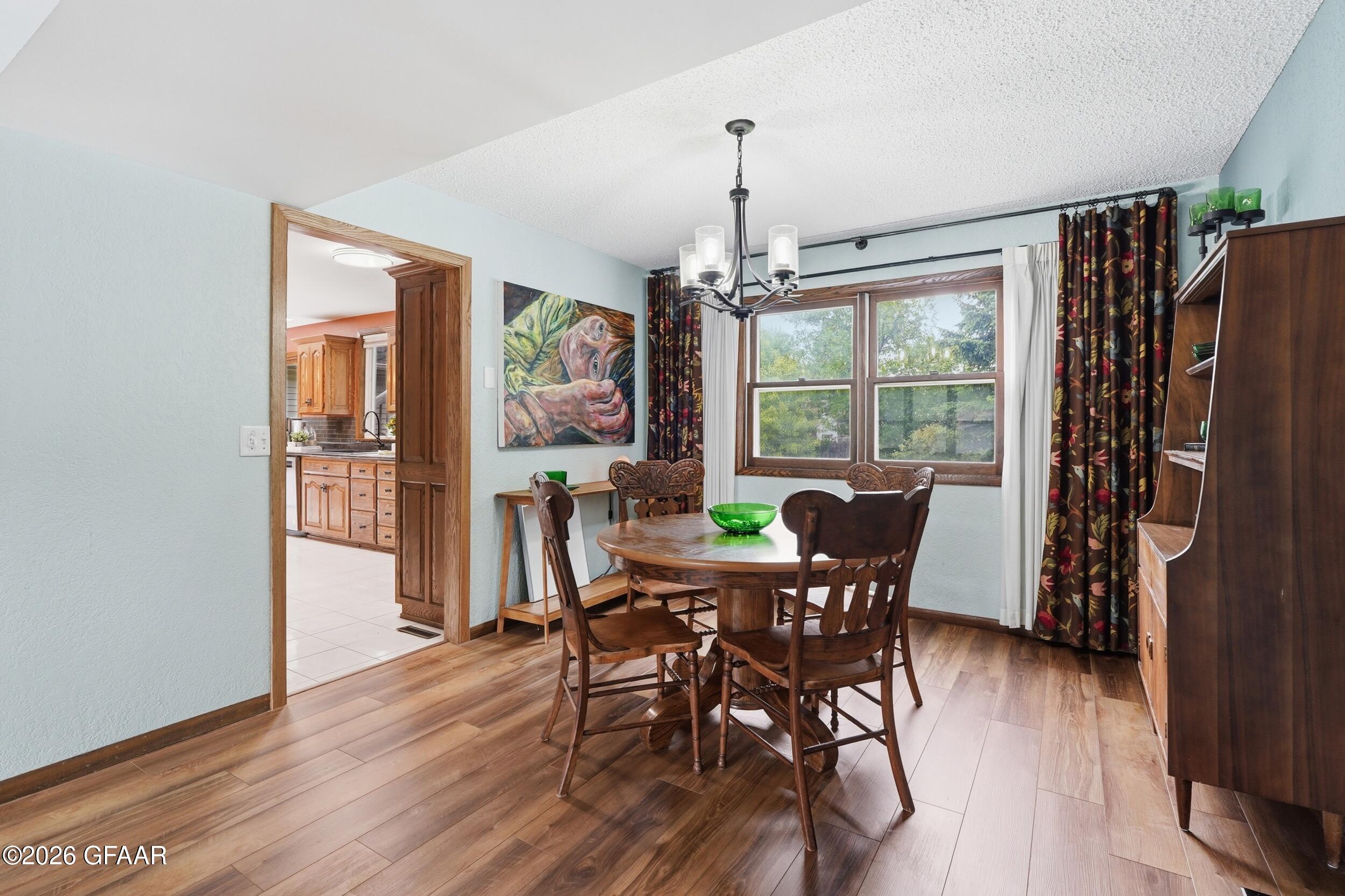 property viewer photo 6