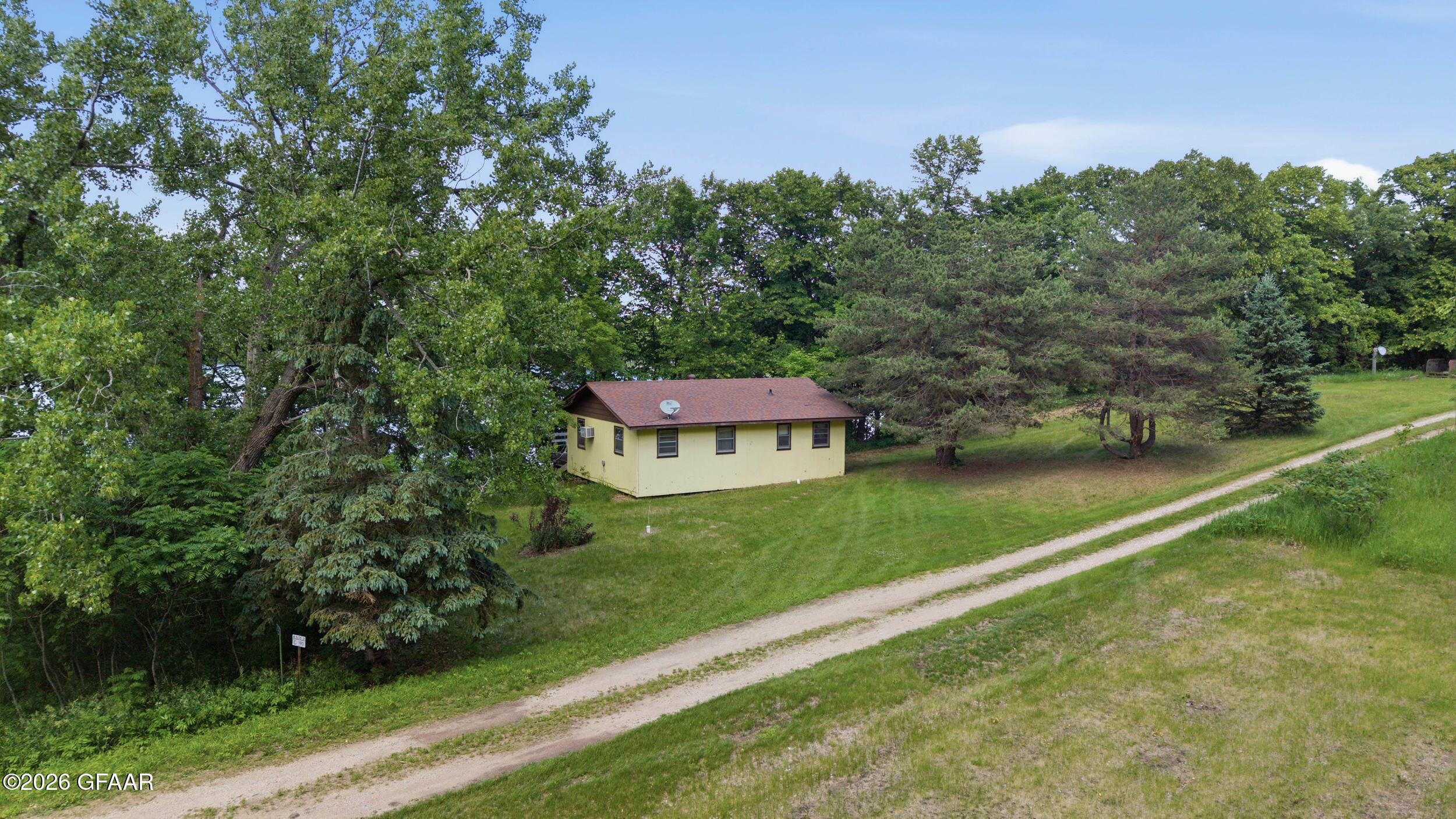 main property photo 19