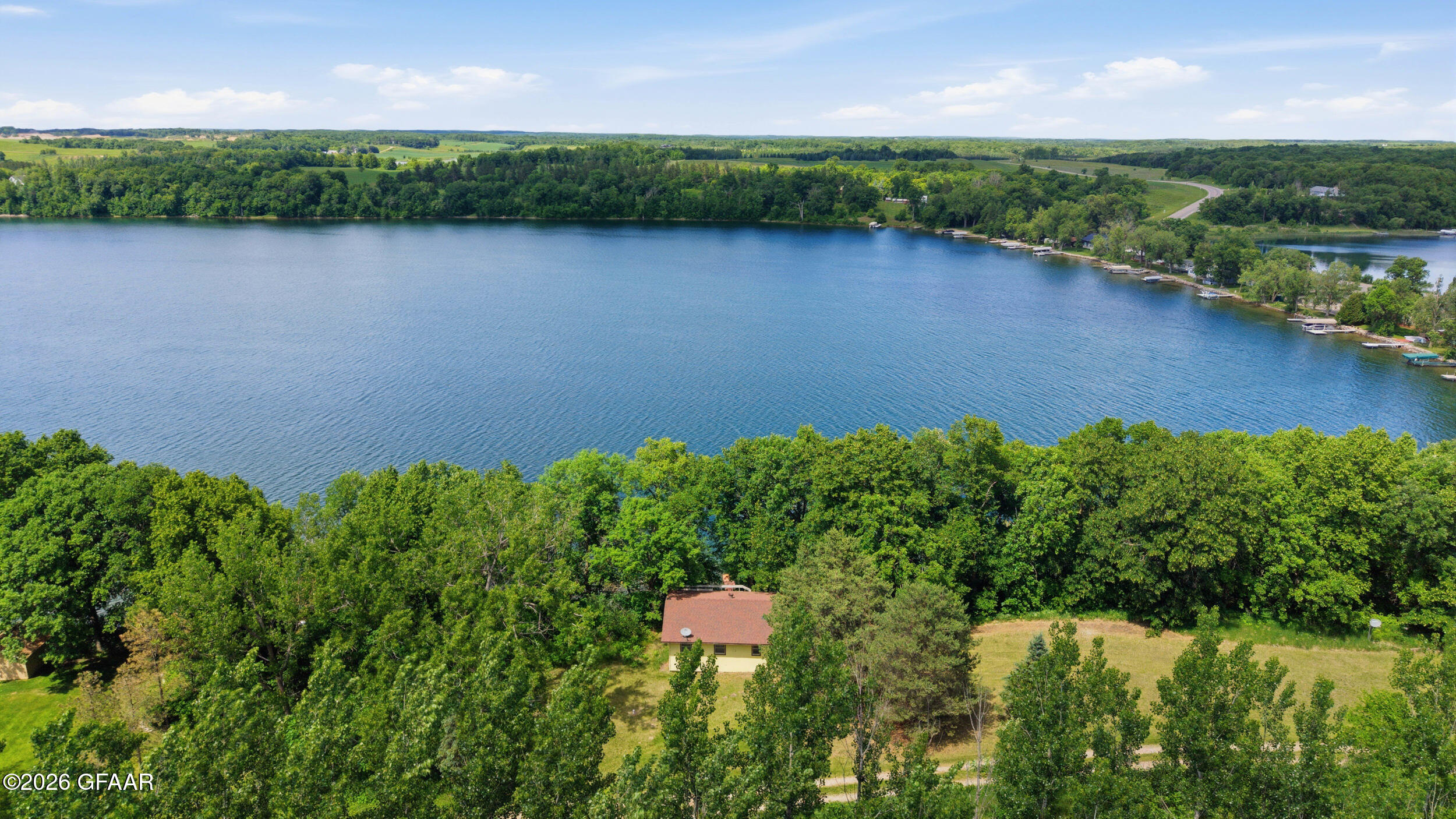 main property photo 25