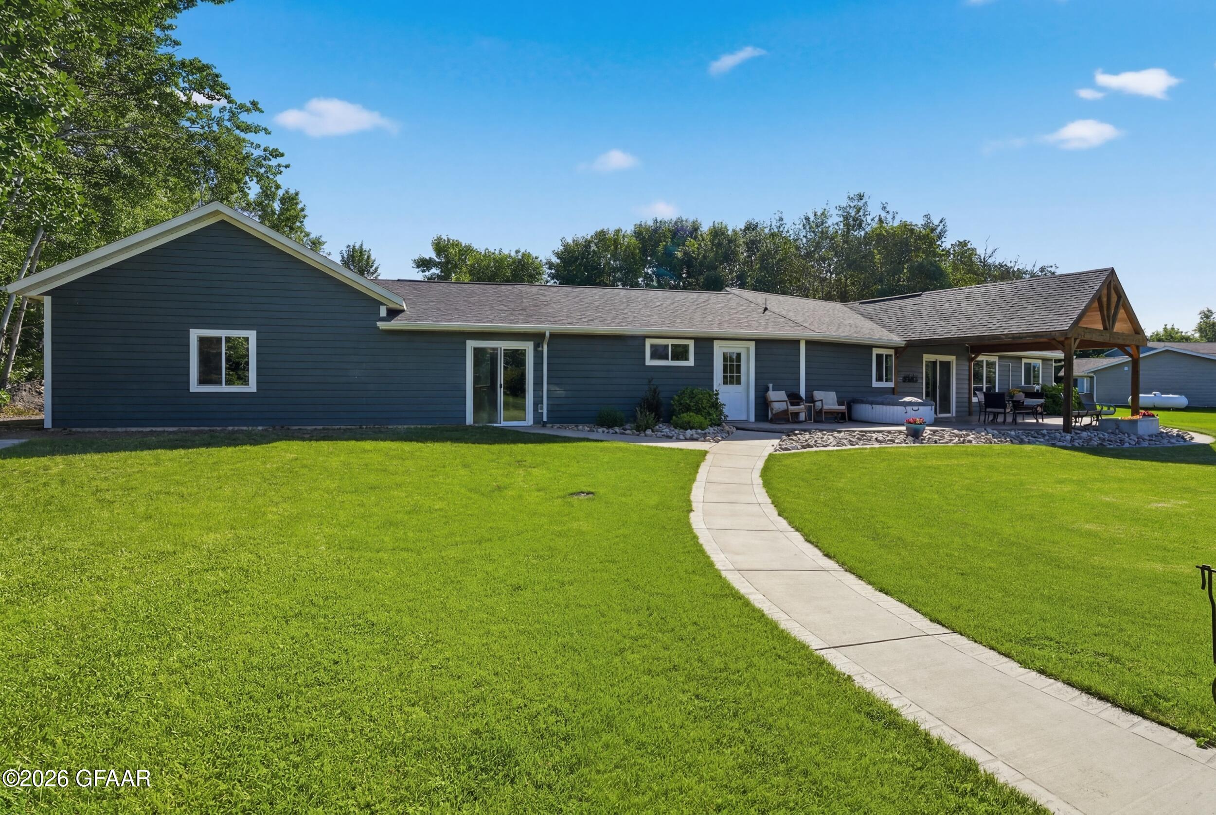 main property photo 39