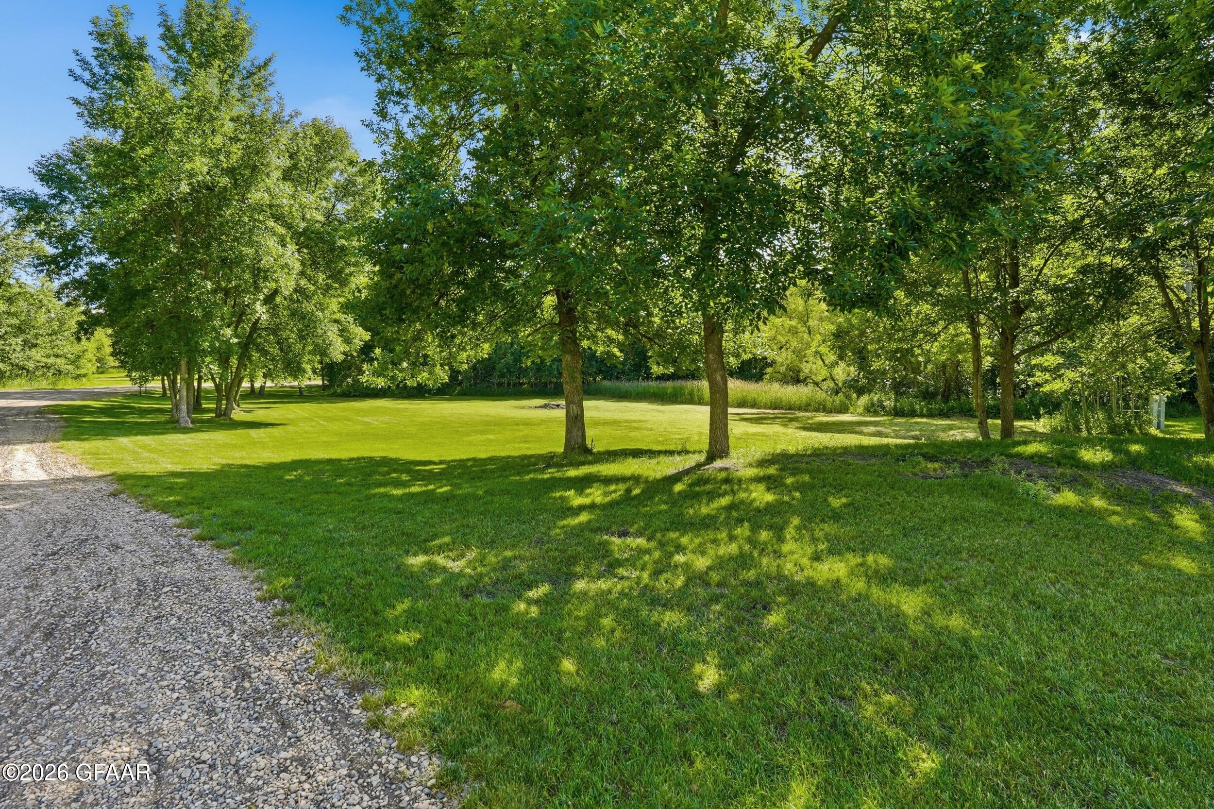main property photo 40