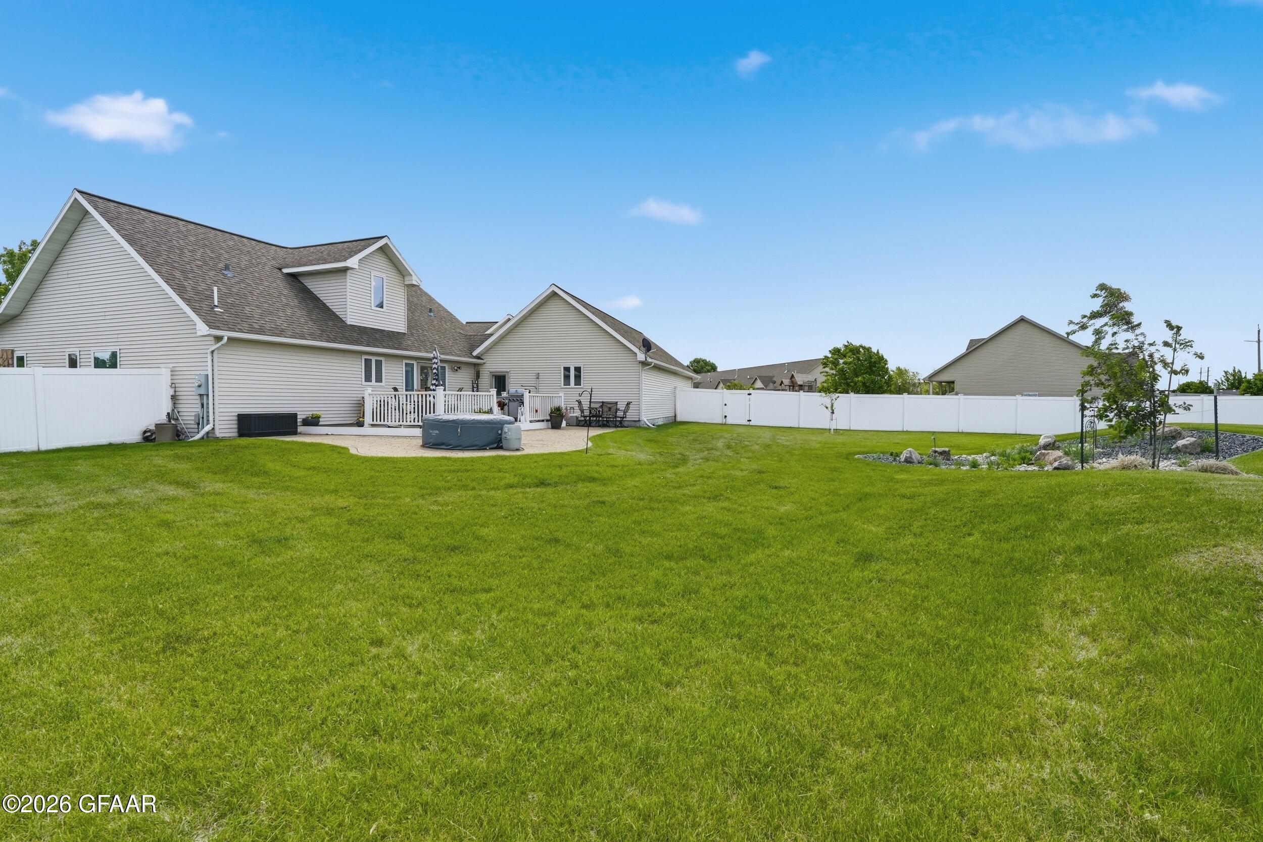 main property photo 35