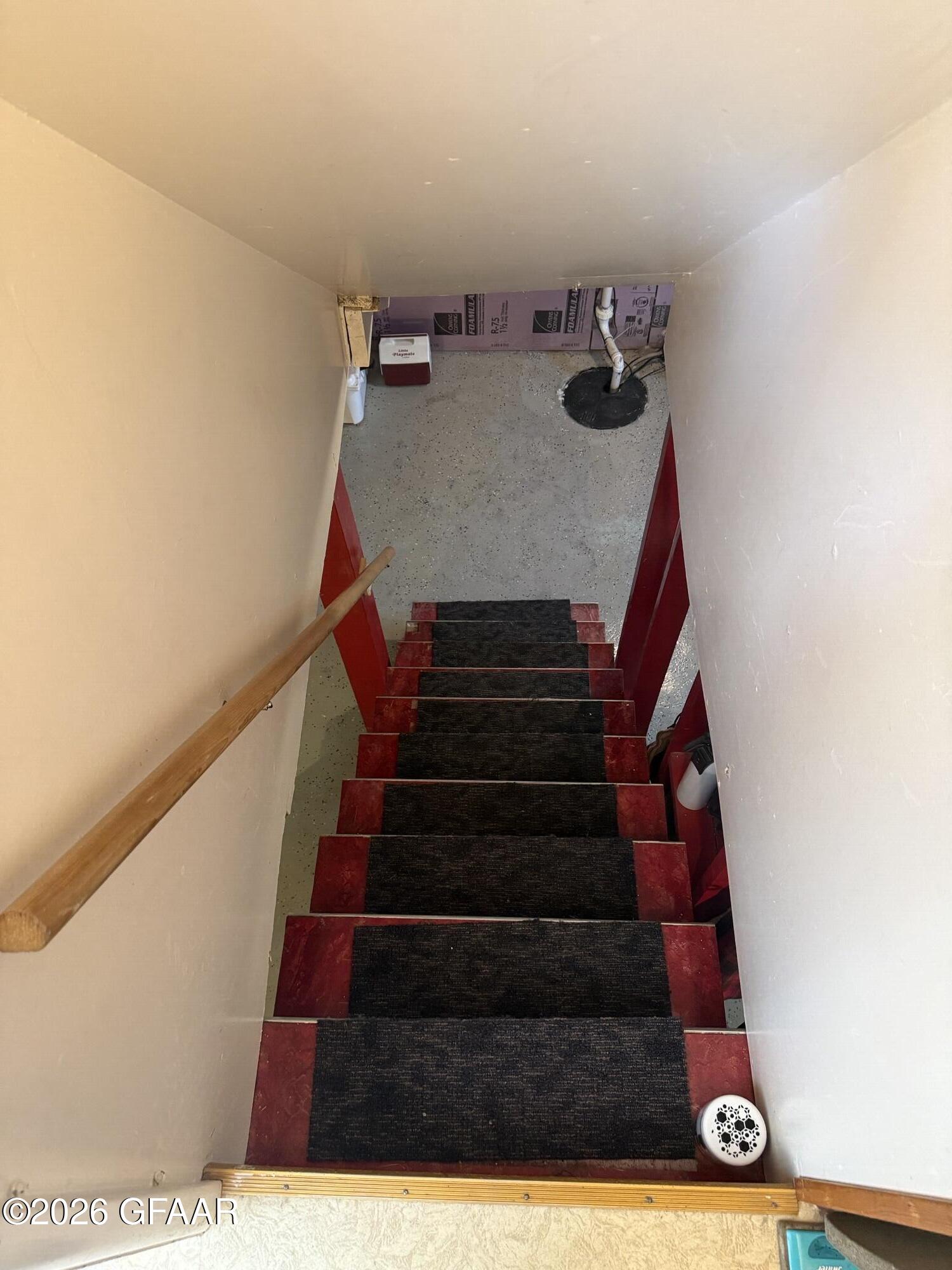 main property photo 34