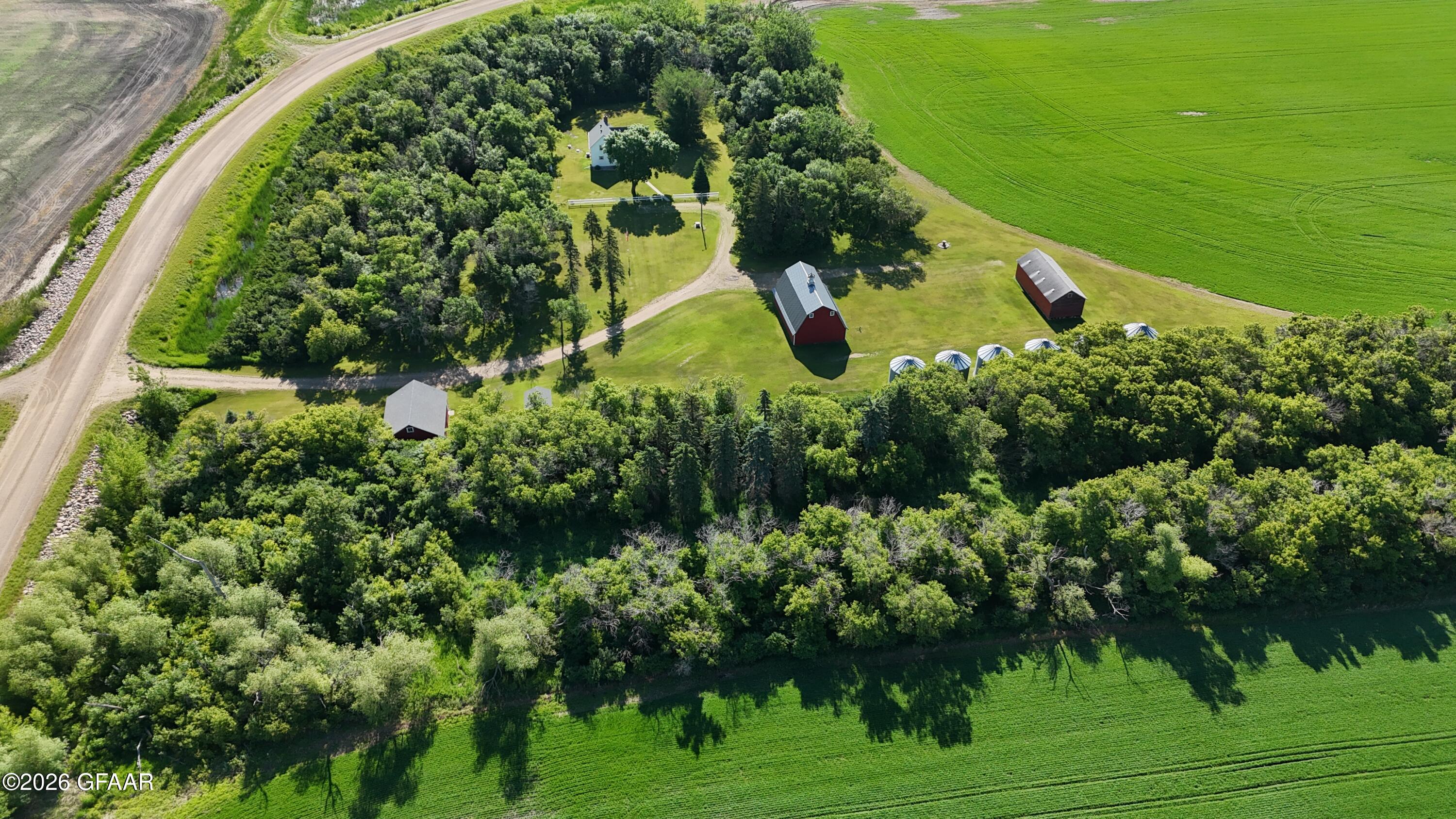 main property photo 50