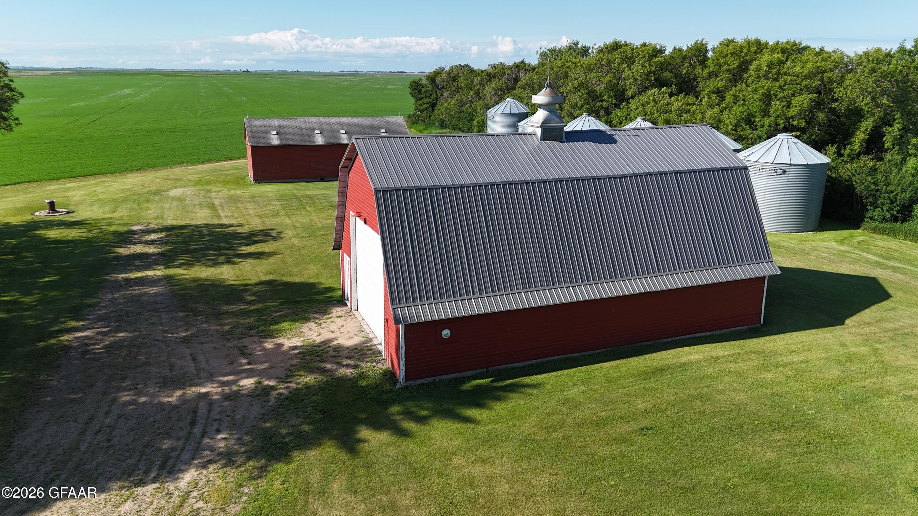 main property photo 66