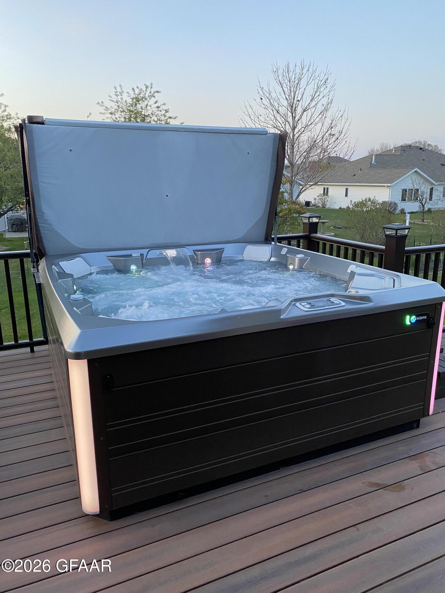 main property photo 32