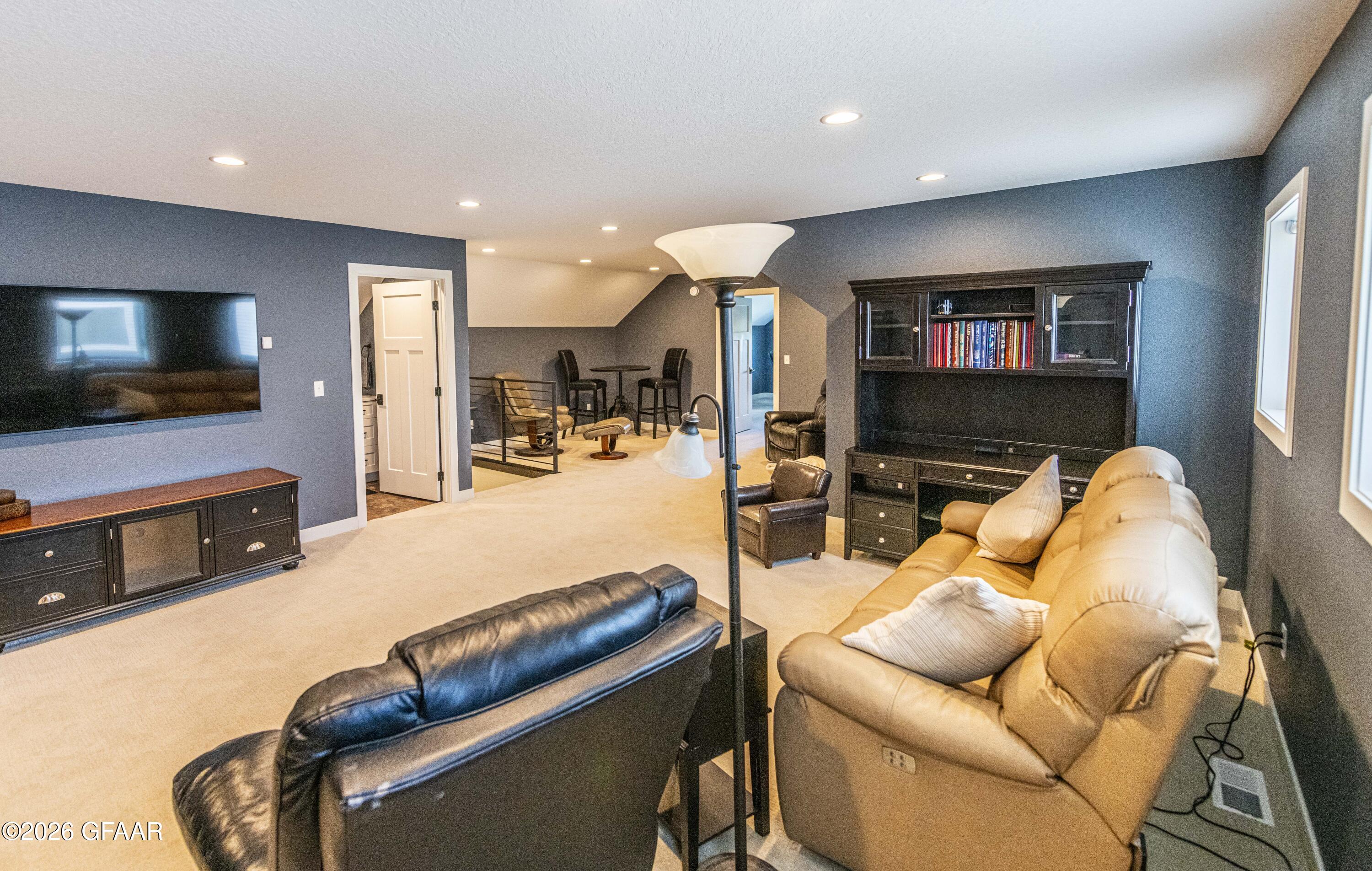 main property photo 61