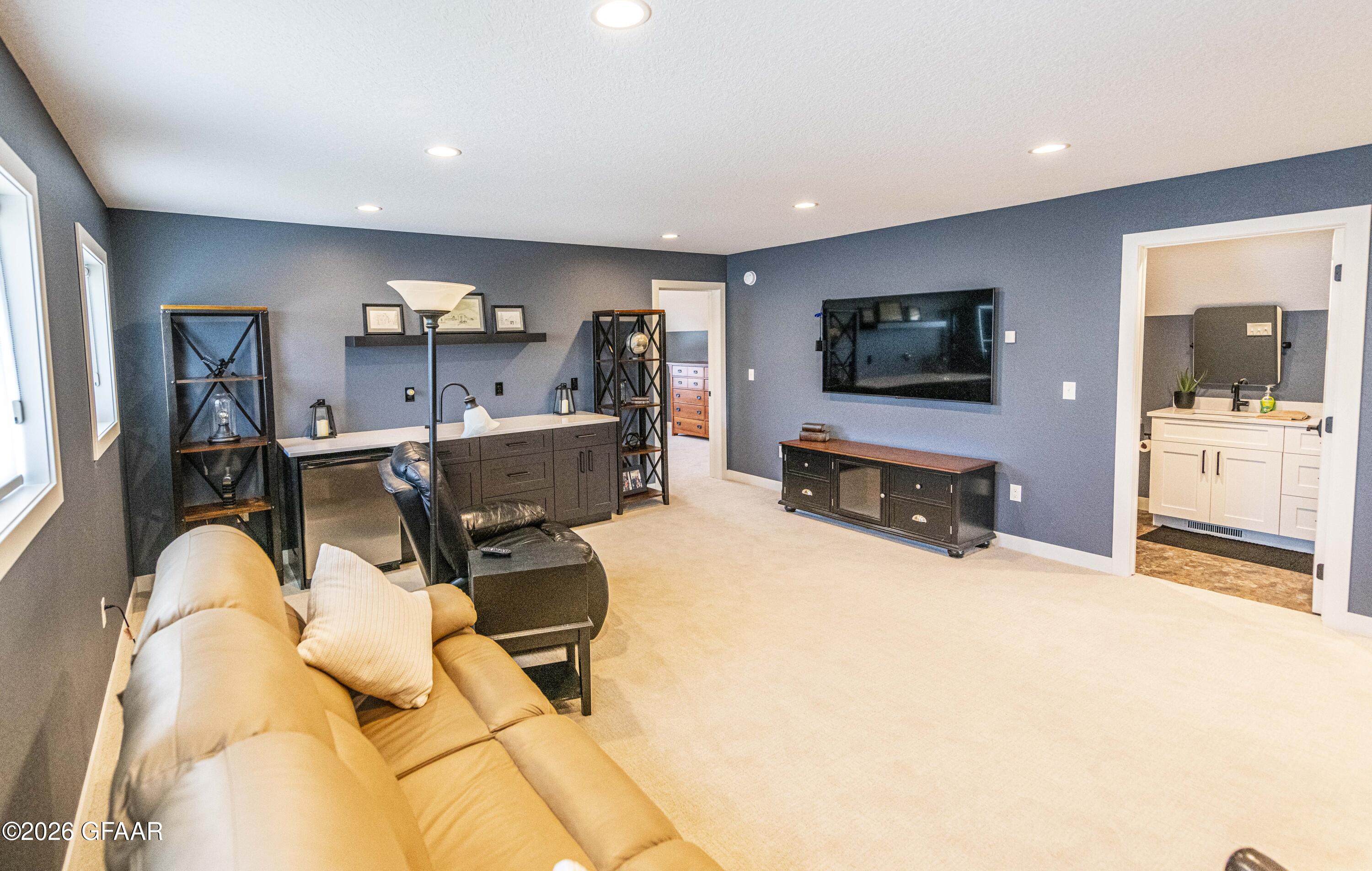 main property photo 63