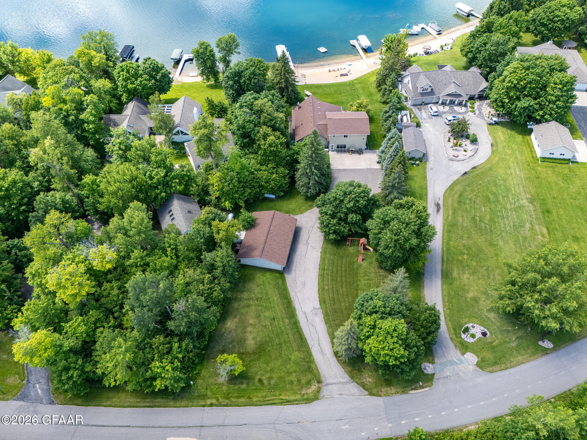 main property photo 47