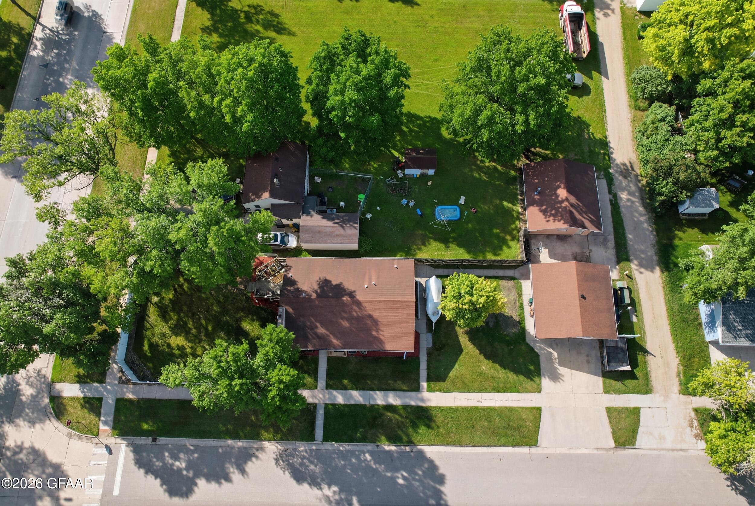 main property photo 38