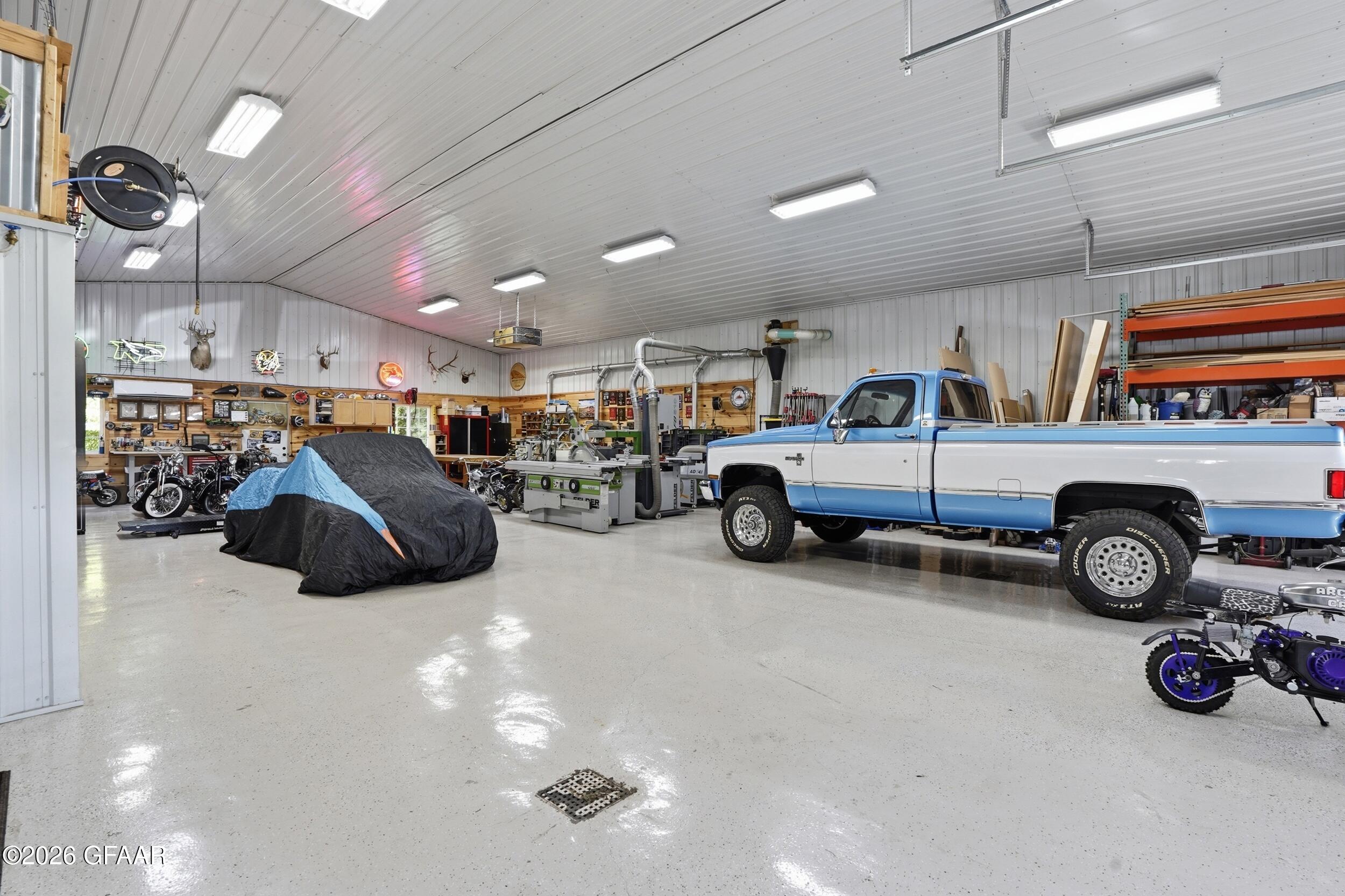 main property photo 58