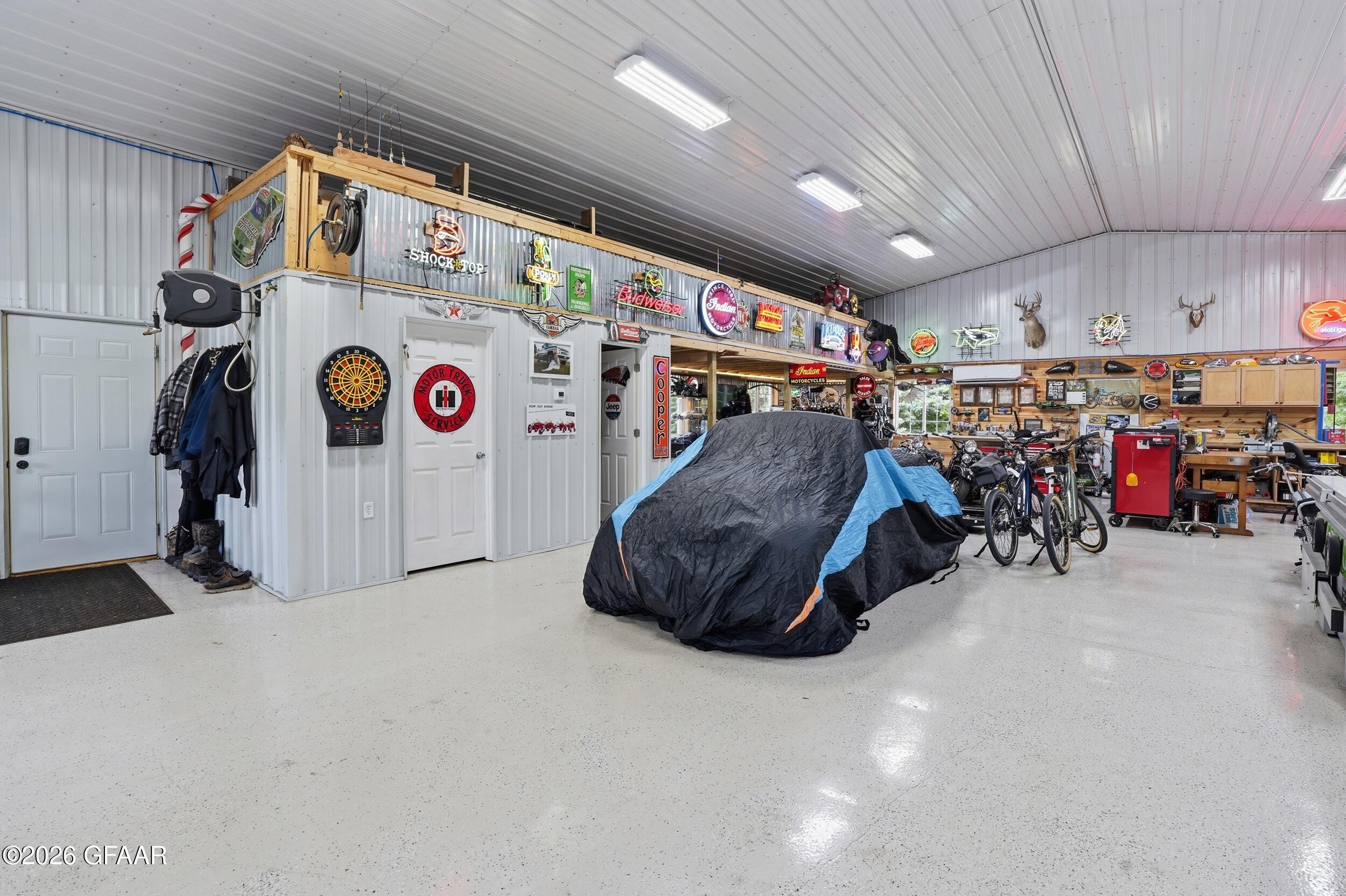 main property photo 59