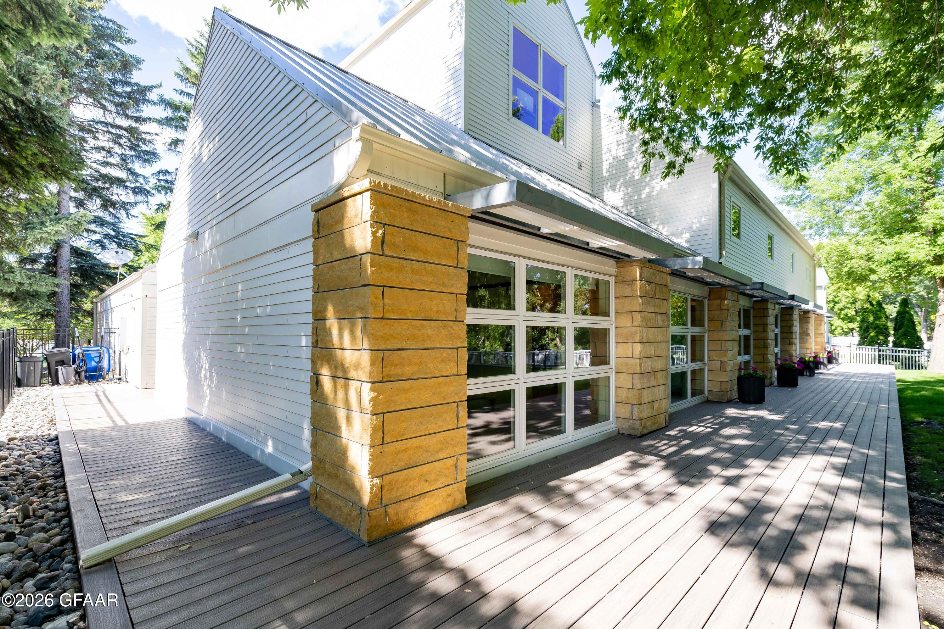 main property photo 59