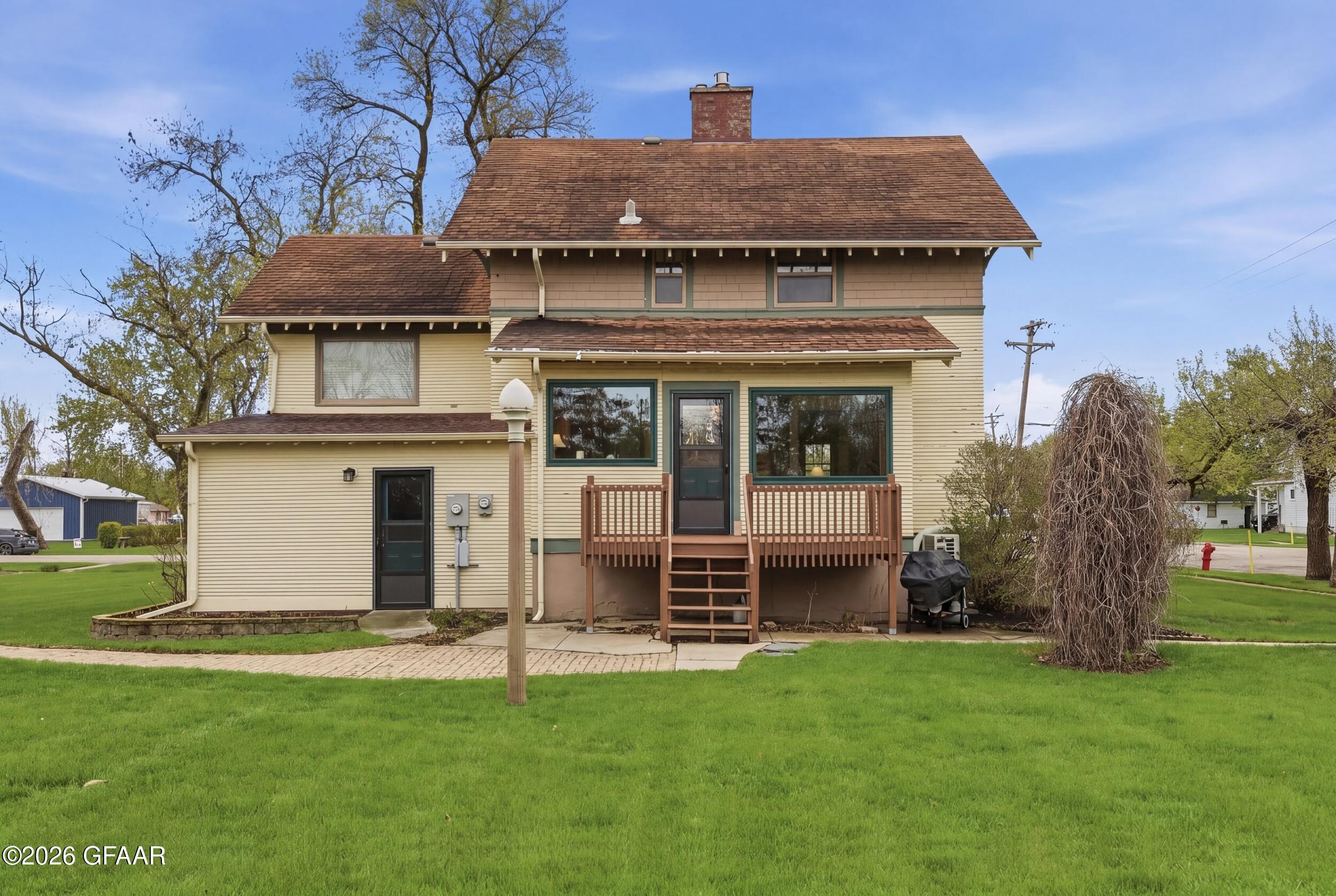 main property photo 37