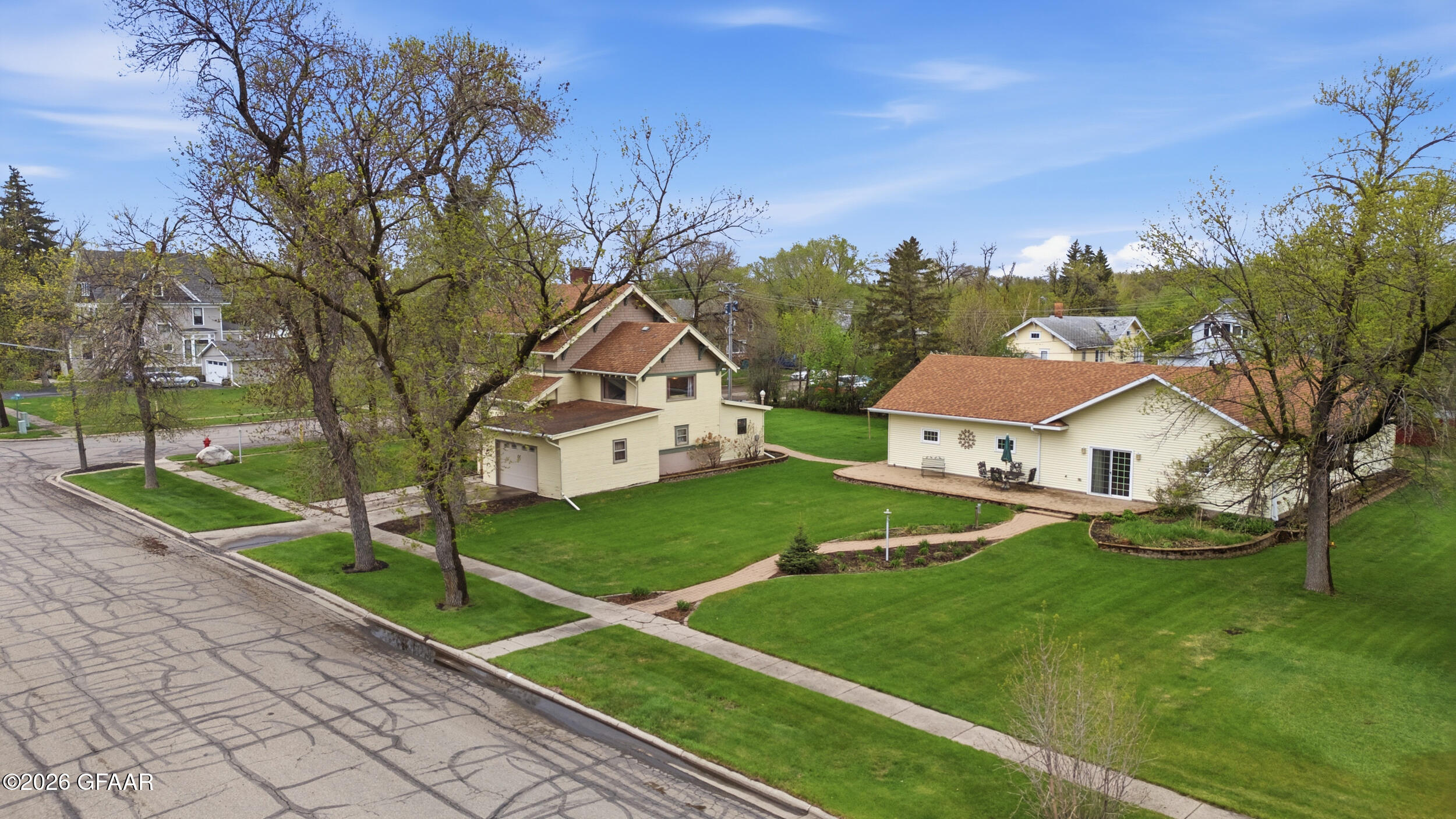 main property photo 39