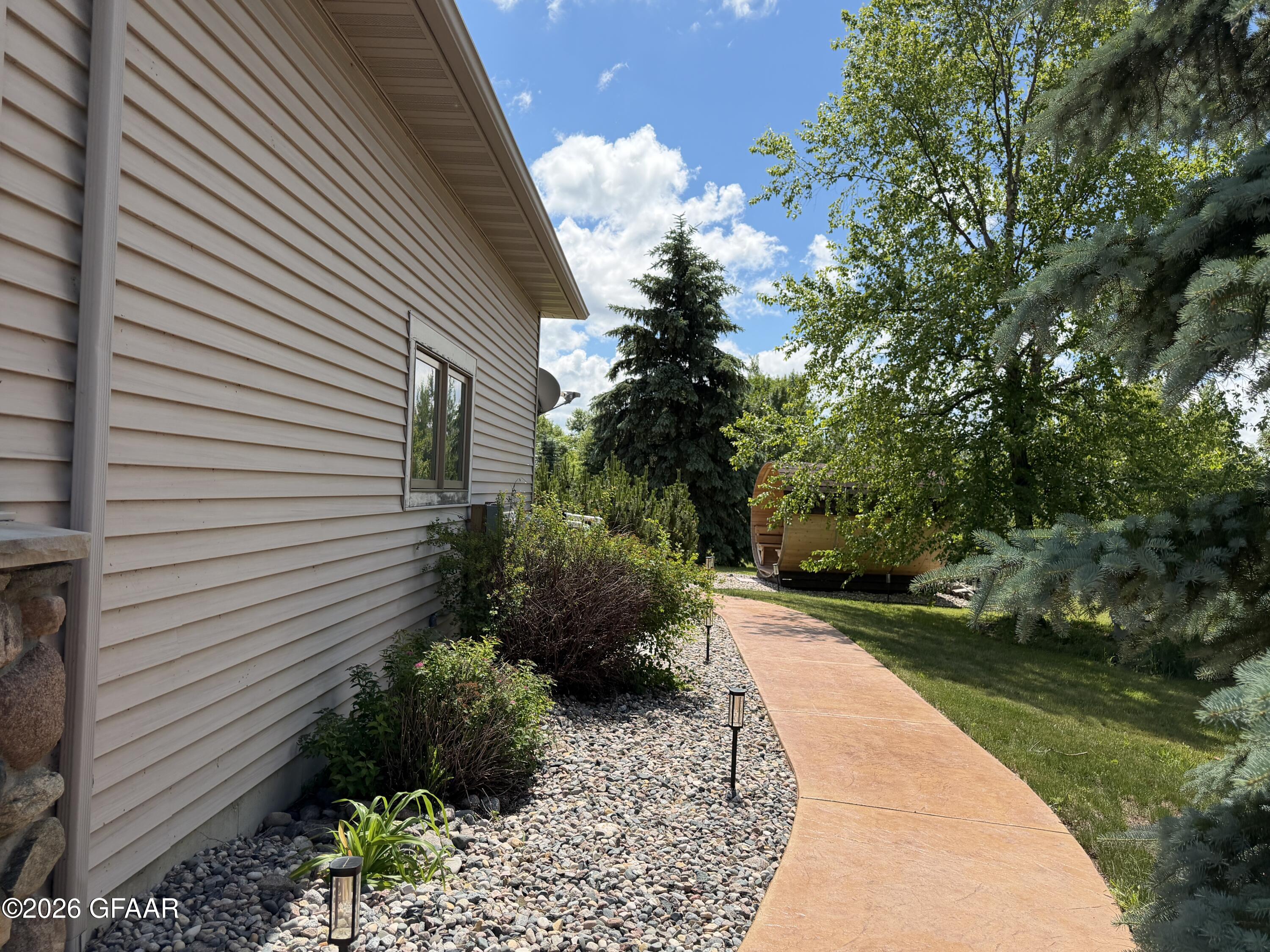 main property photo 77