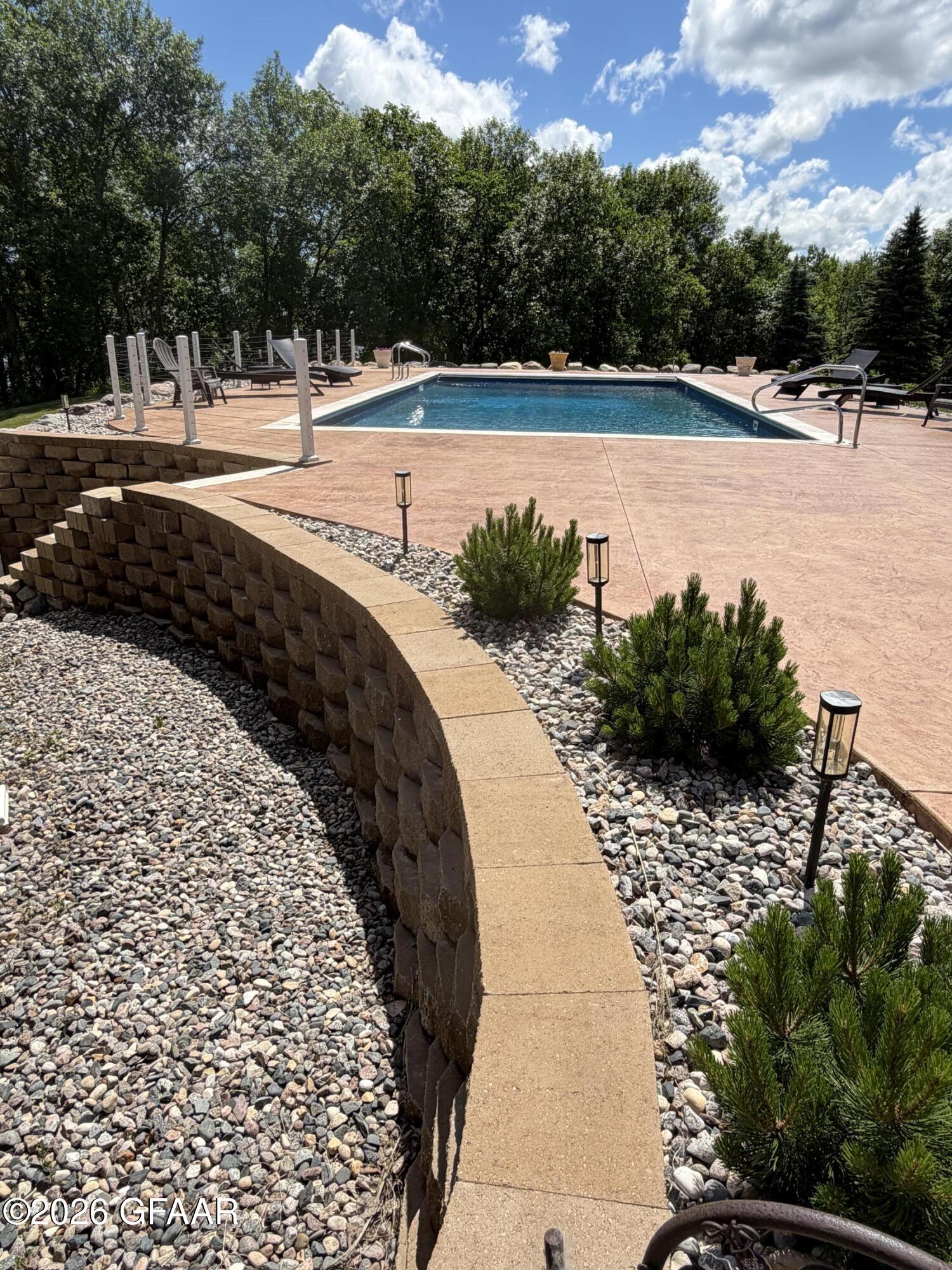 main property photo 89
