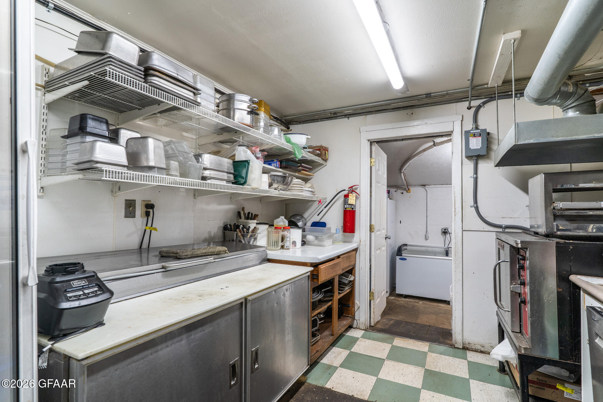main property photo 17