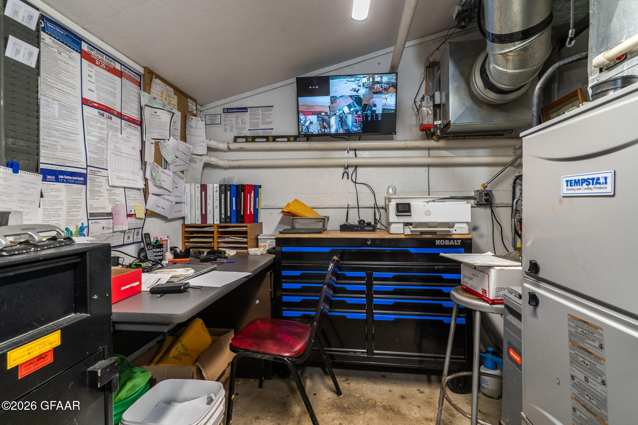 main property photo 18