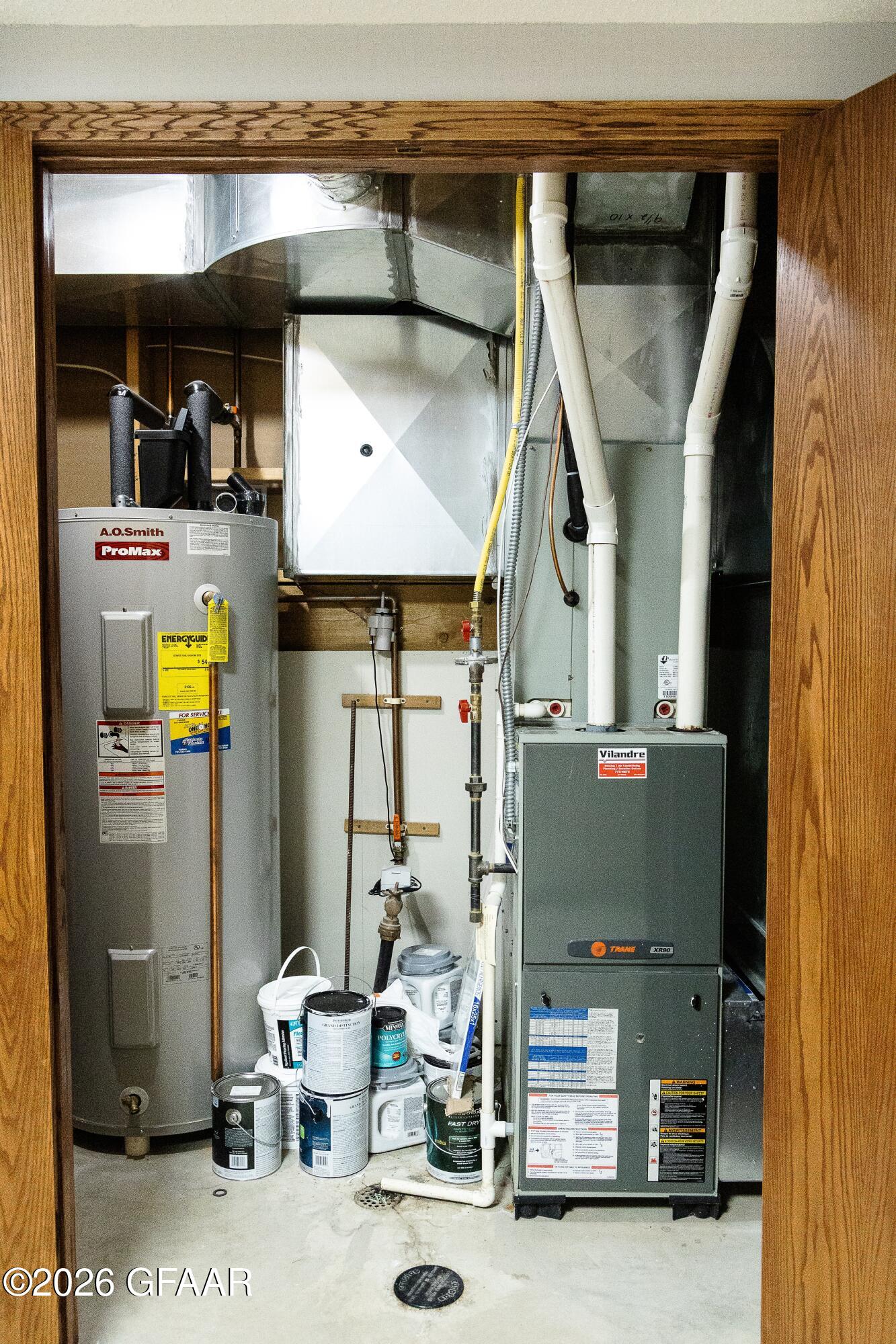 main property photo 41