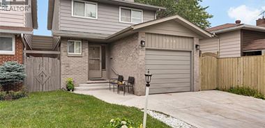 image of property with 3 Bed | 2 Bath | 0 Sqft