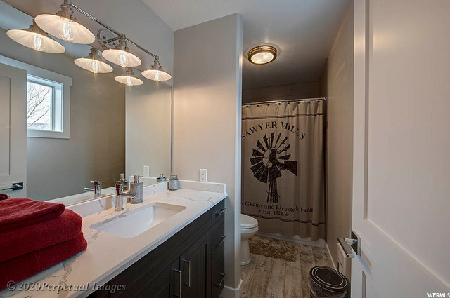 main property photo 89