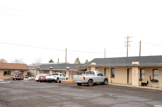 main property photo 23