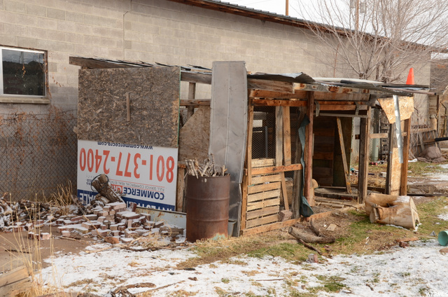 main property photo 44