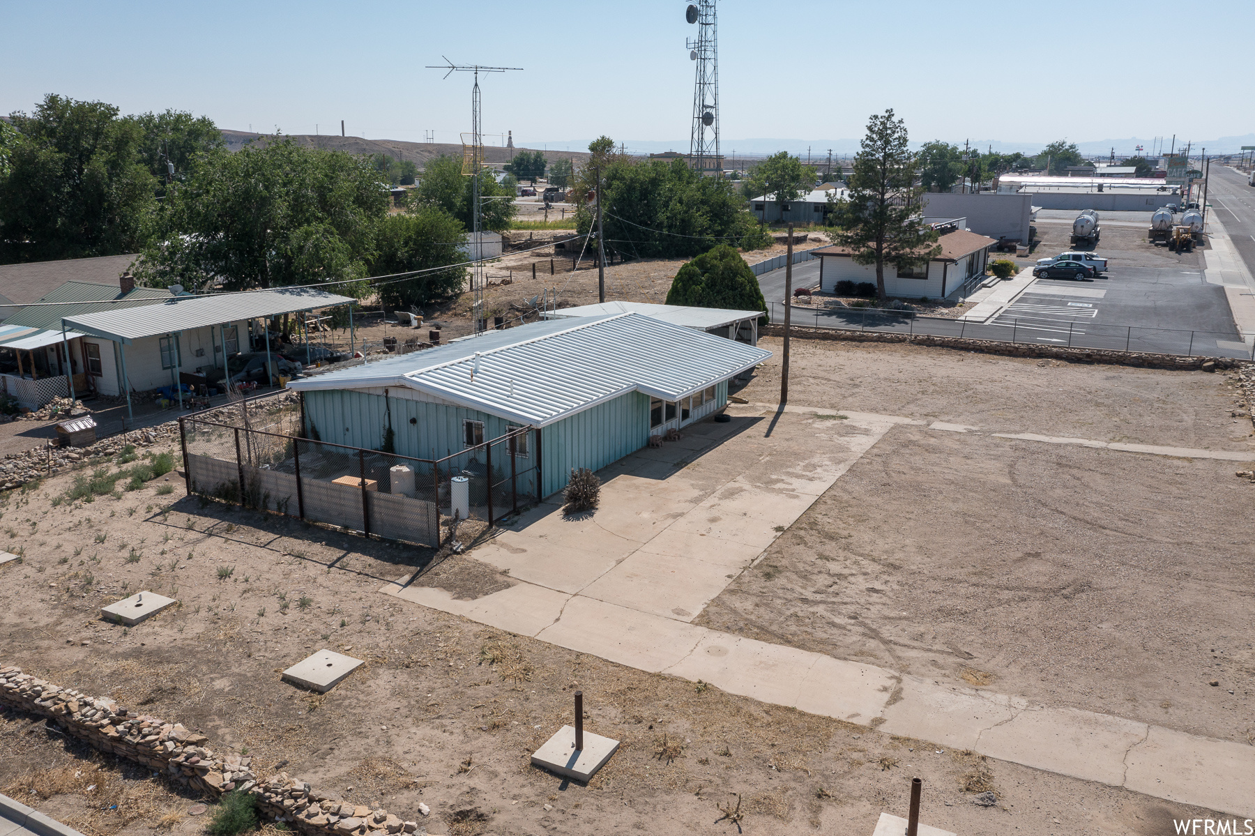 main property photo 2