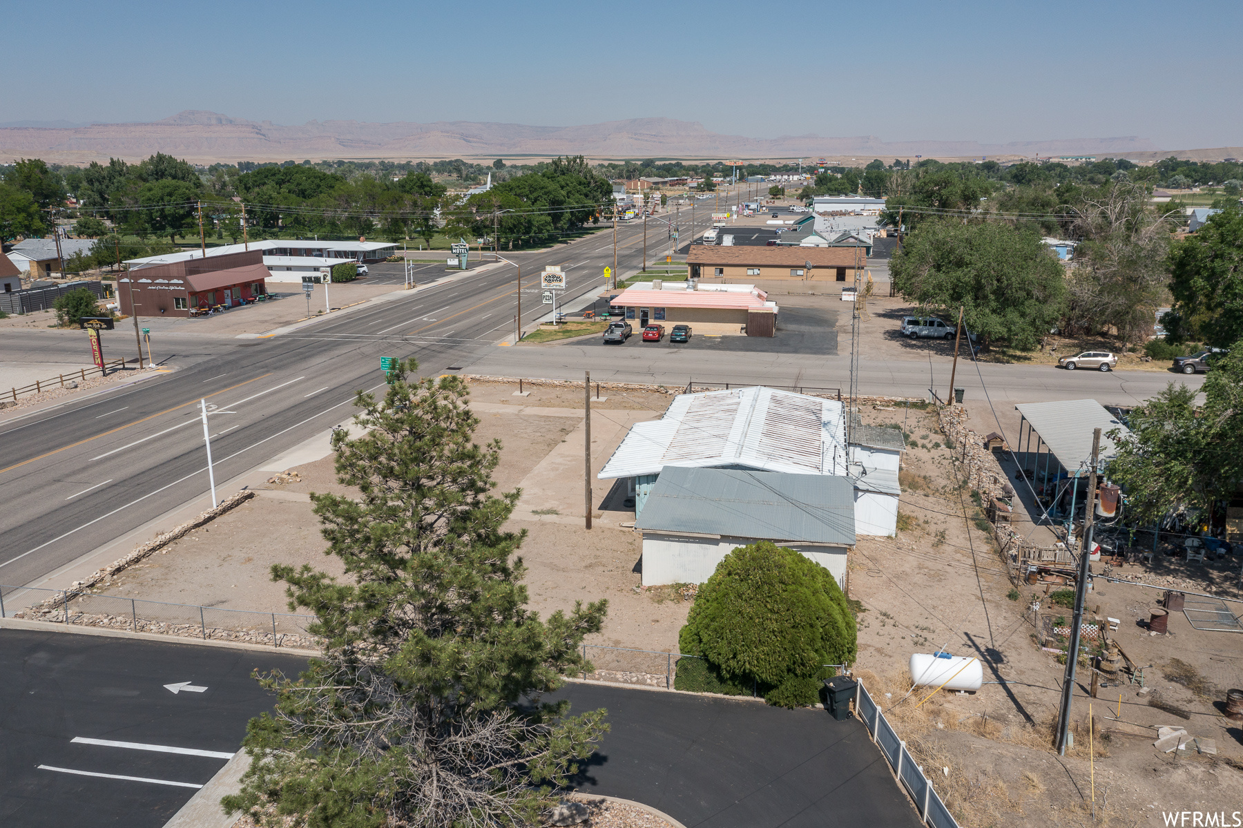 main property photo 5
