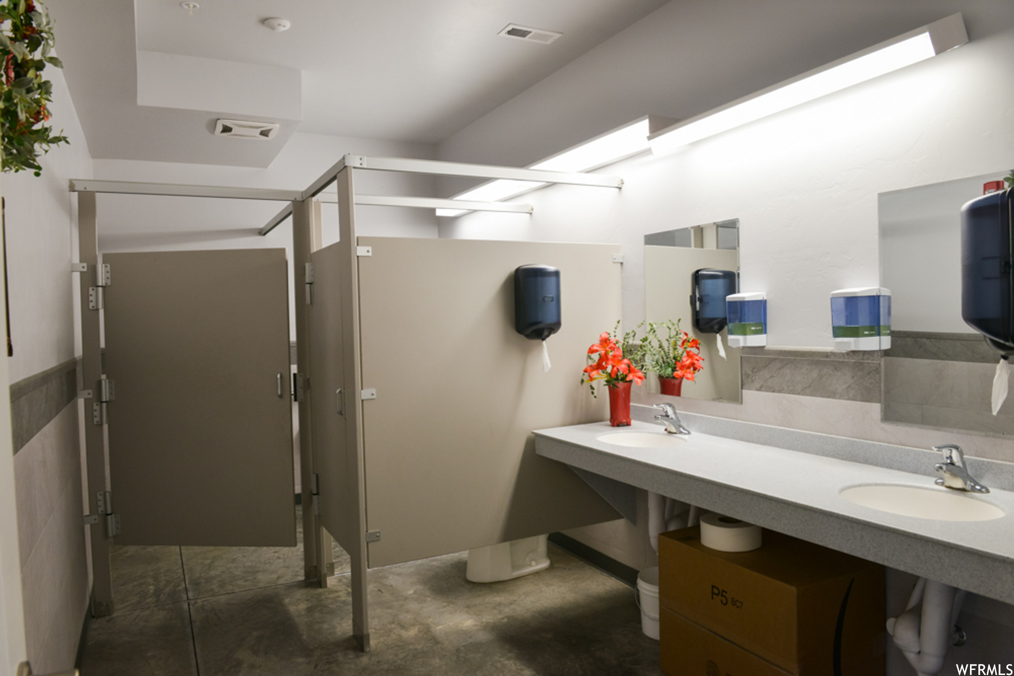 main property photo 77