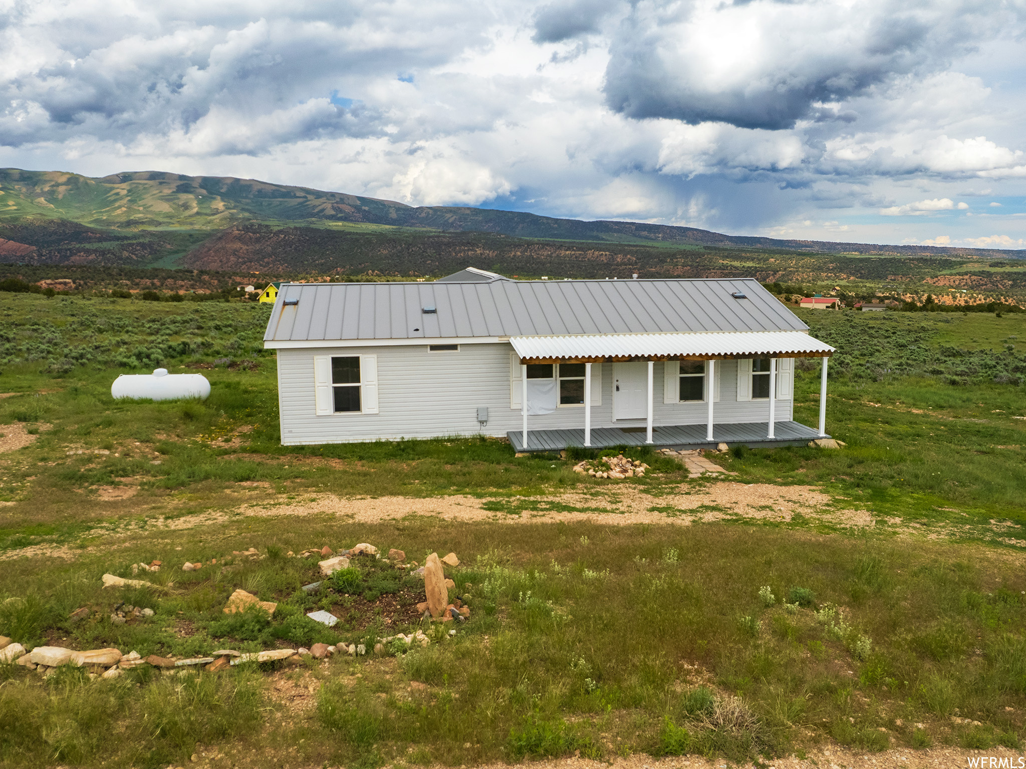 main property photo 60