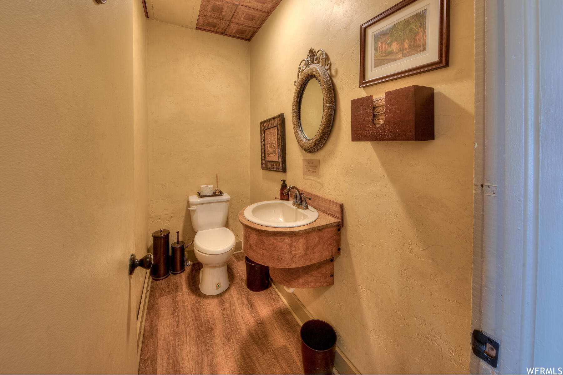 main property photo 20
