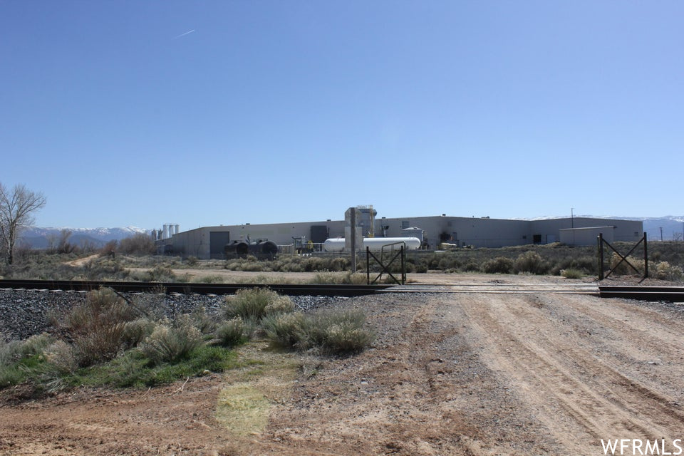 main property photo 16
