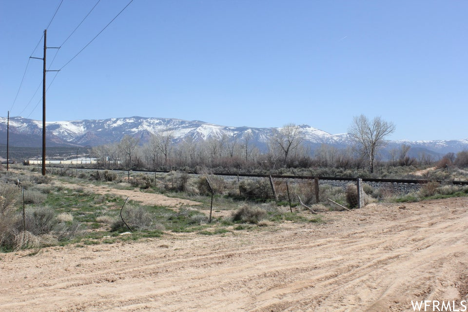 main property photo 9